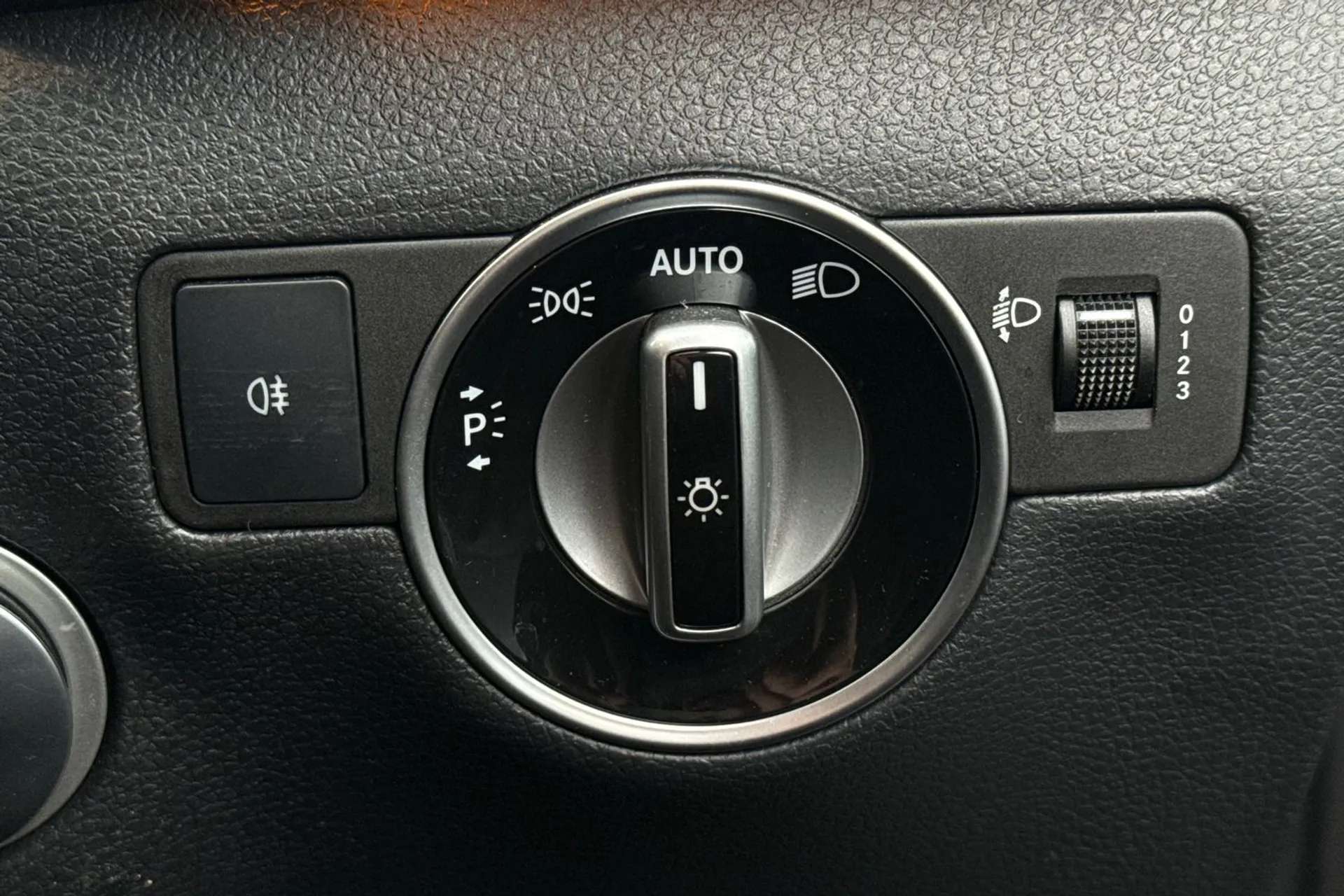 2018 MERCEDES-BENZ B CLASS 2018 MERCEDES-BENZ B CLASS