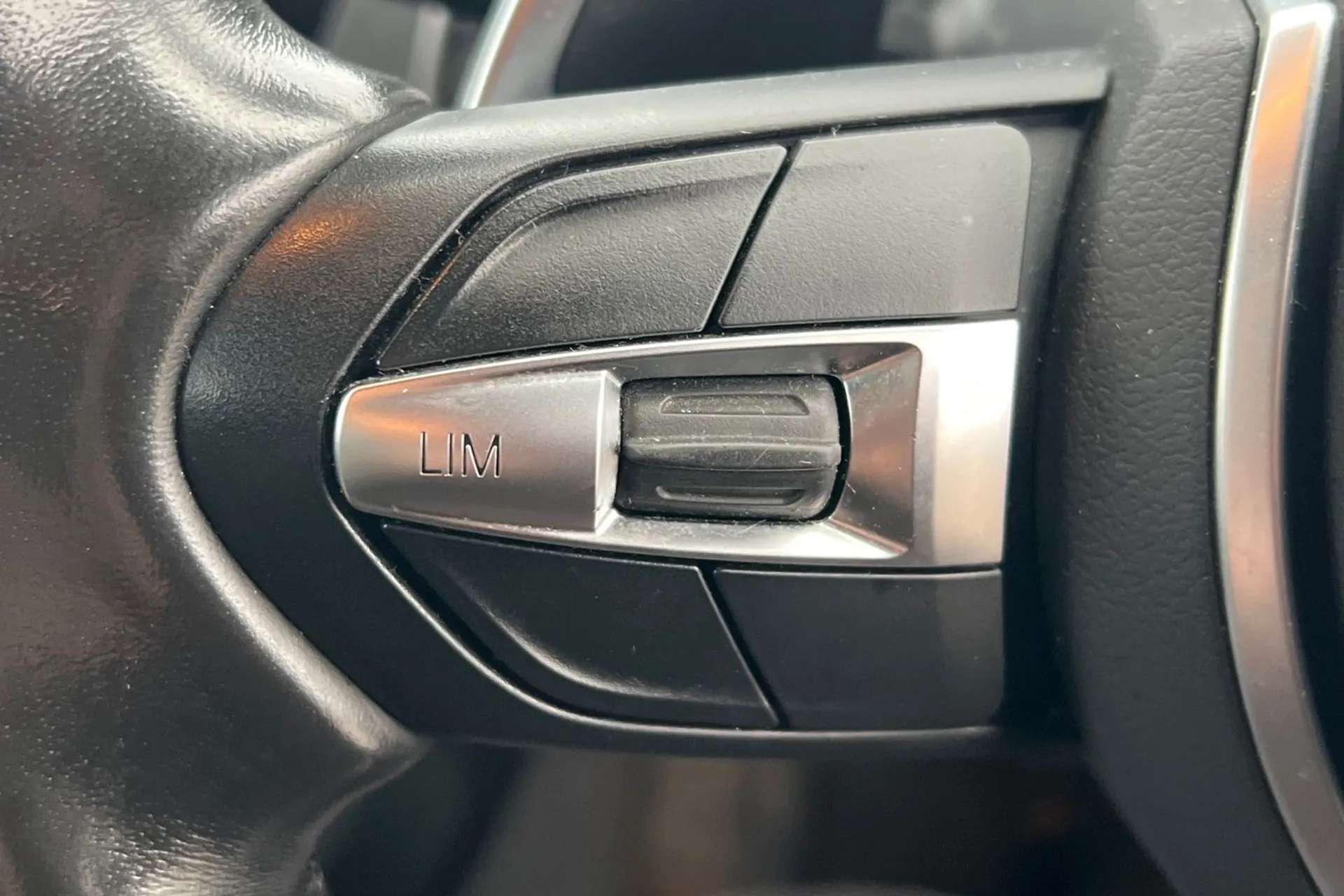 2018 BMW 1 SERIES 2018 BMW 1 SERIES