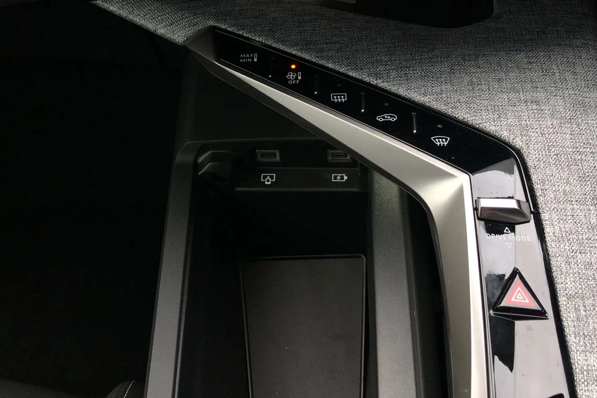 2025 PEUGEOT 3008 2025 PEUGEOT 3008