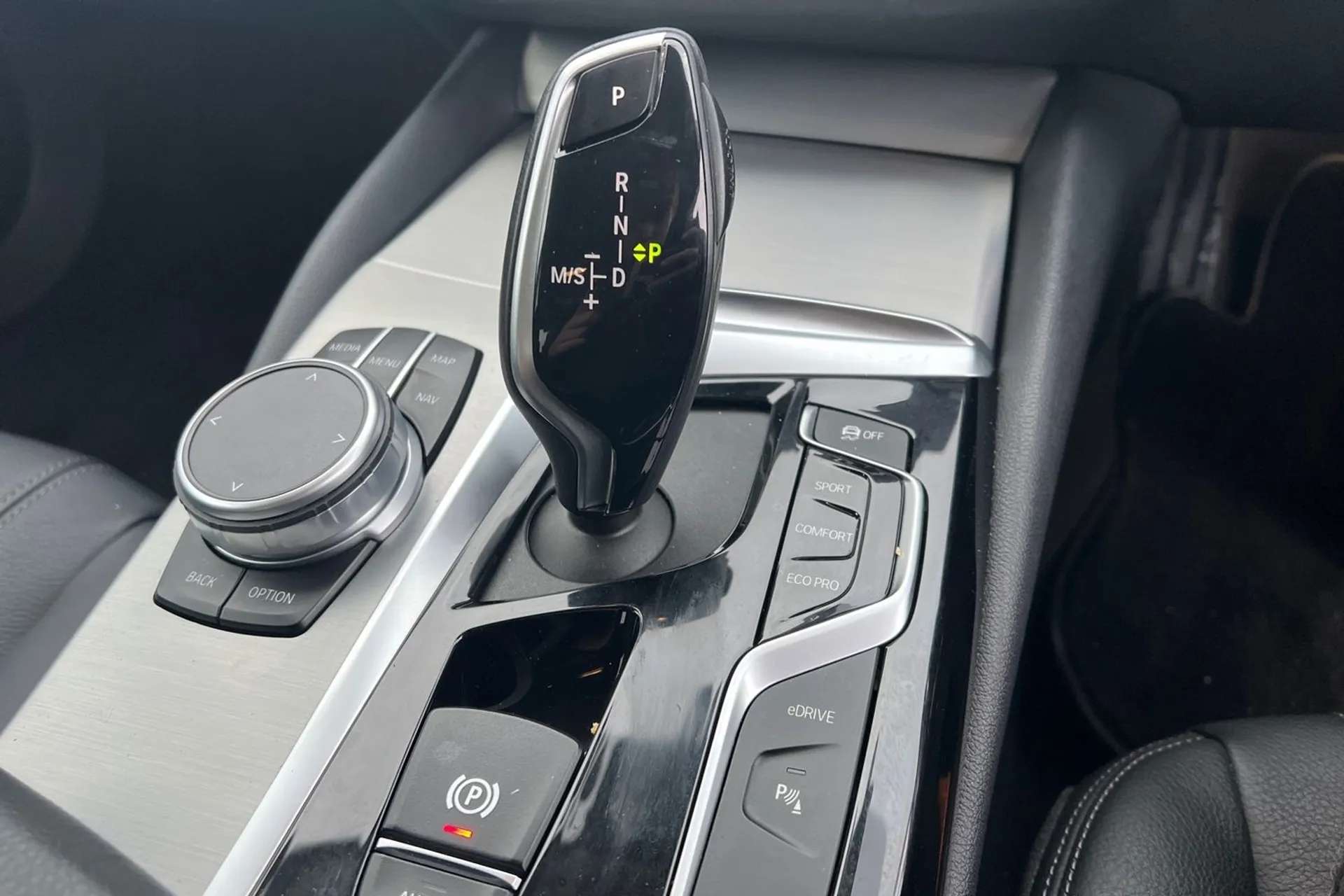 2020 BMW 5 SERIES 2020 BMW 5 SERIES