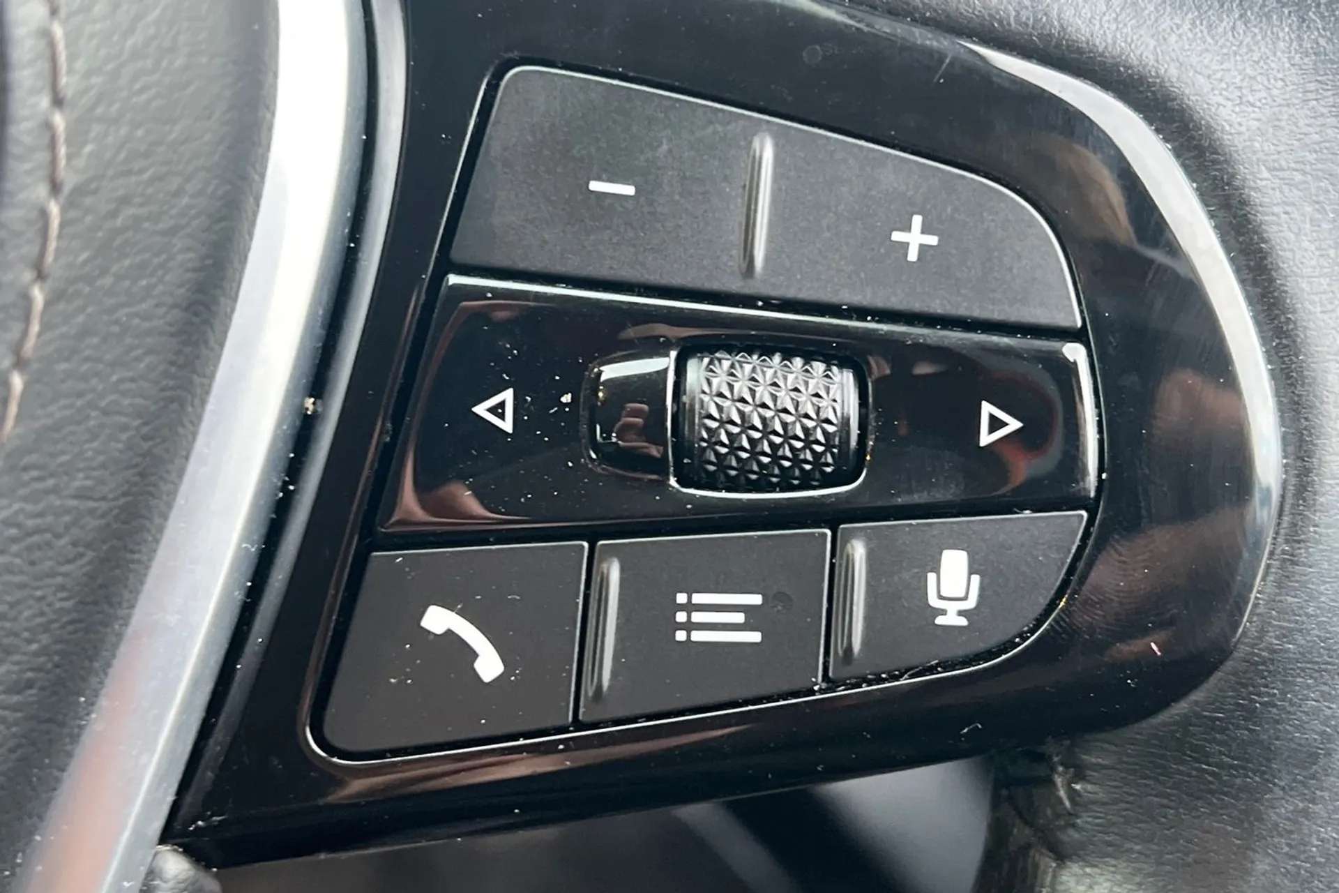 2020 BMW 5 SERIES 2020 BMW 5 SERIES