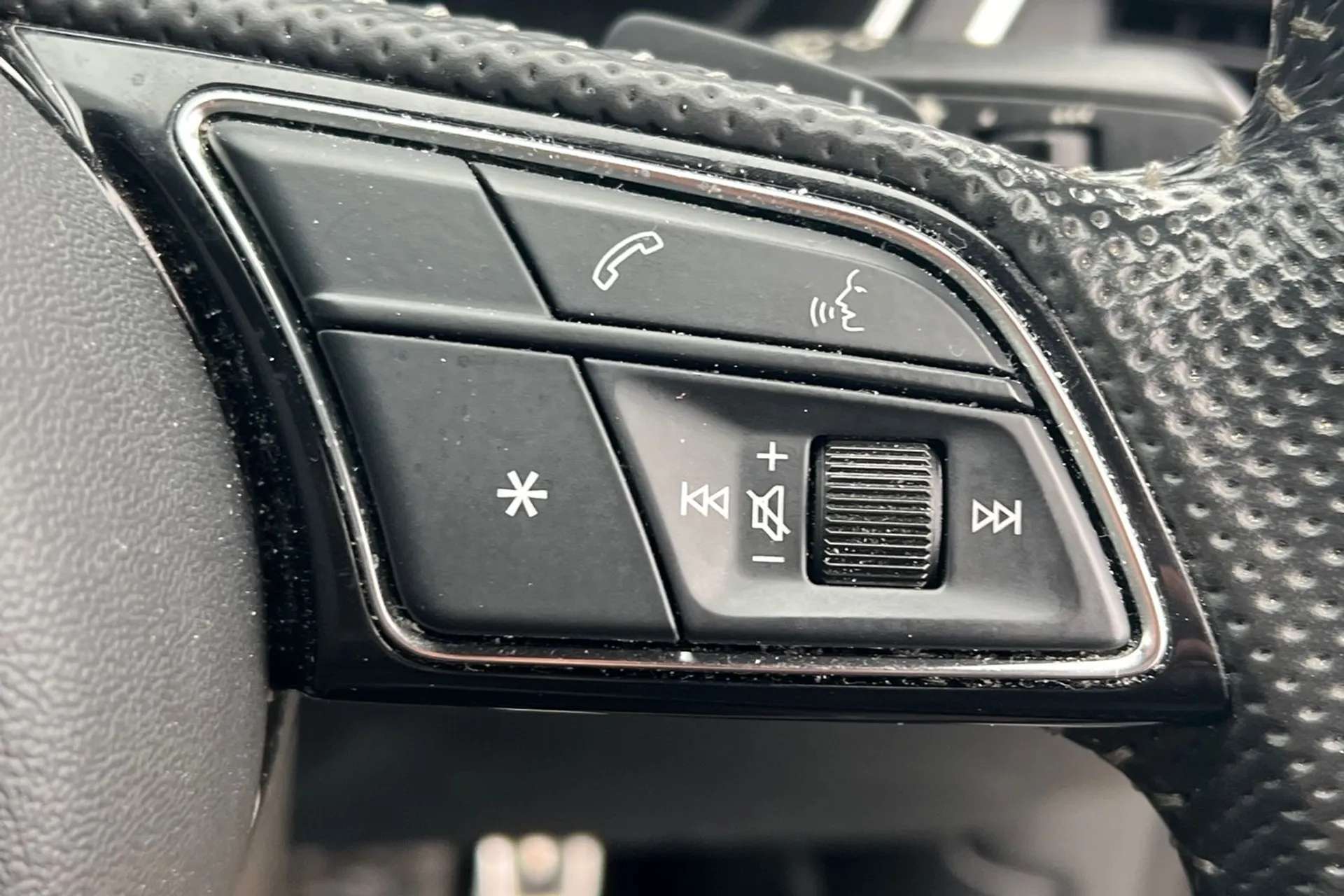 2020 AUDI A4 2020 AUDI A4