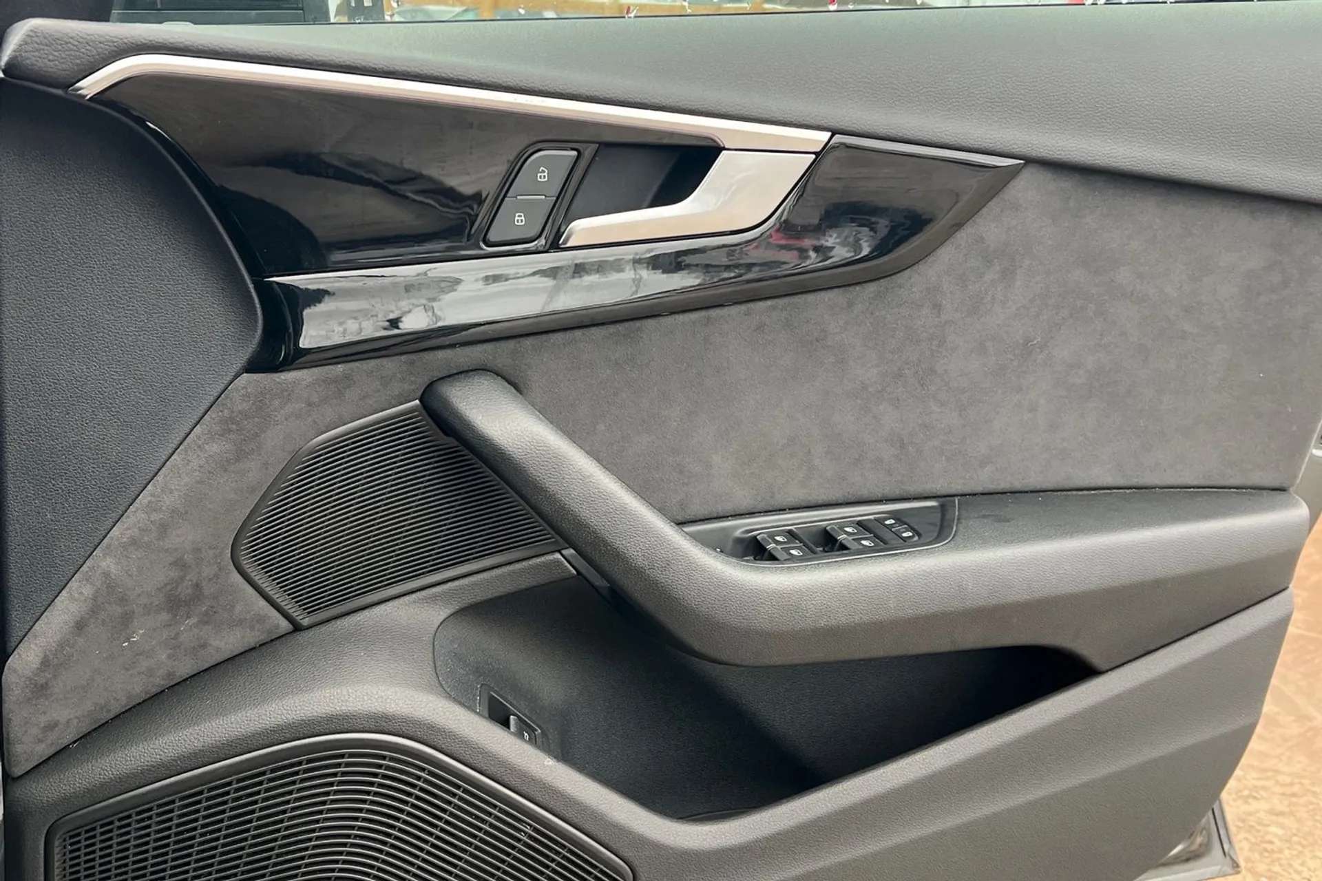 2020 AUDI A4 2020 AUDI A4