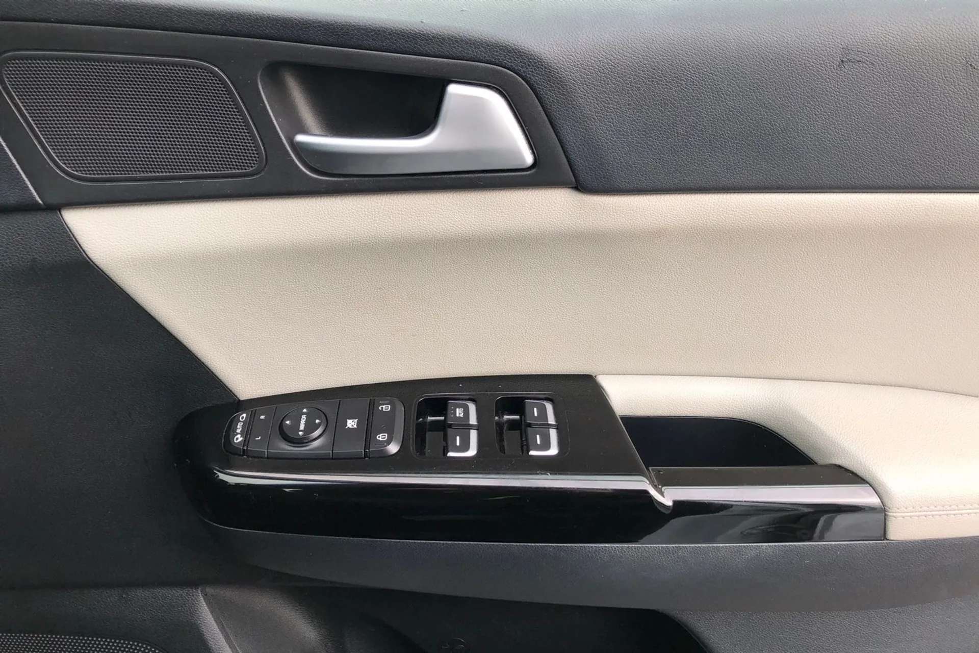 2017 KIA SPORTAGE 2017 KIA SPORTAGE