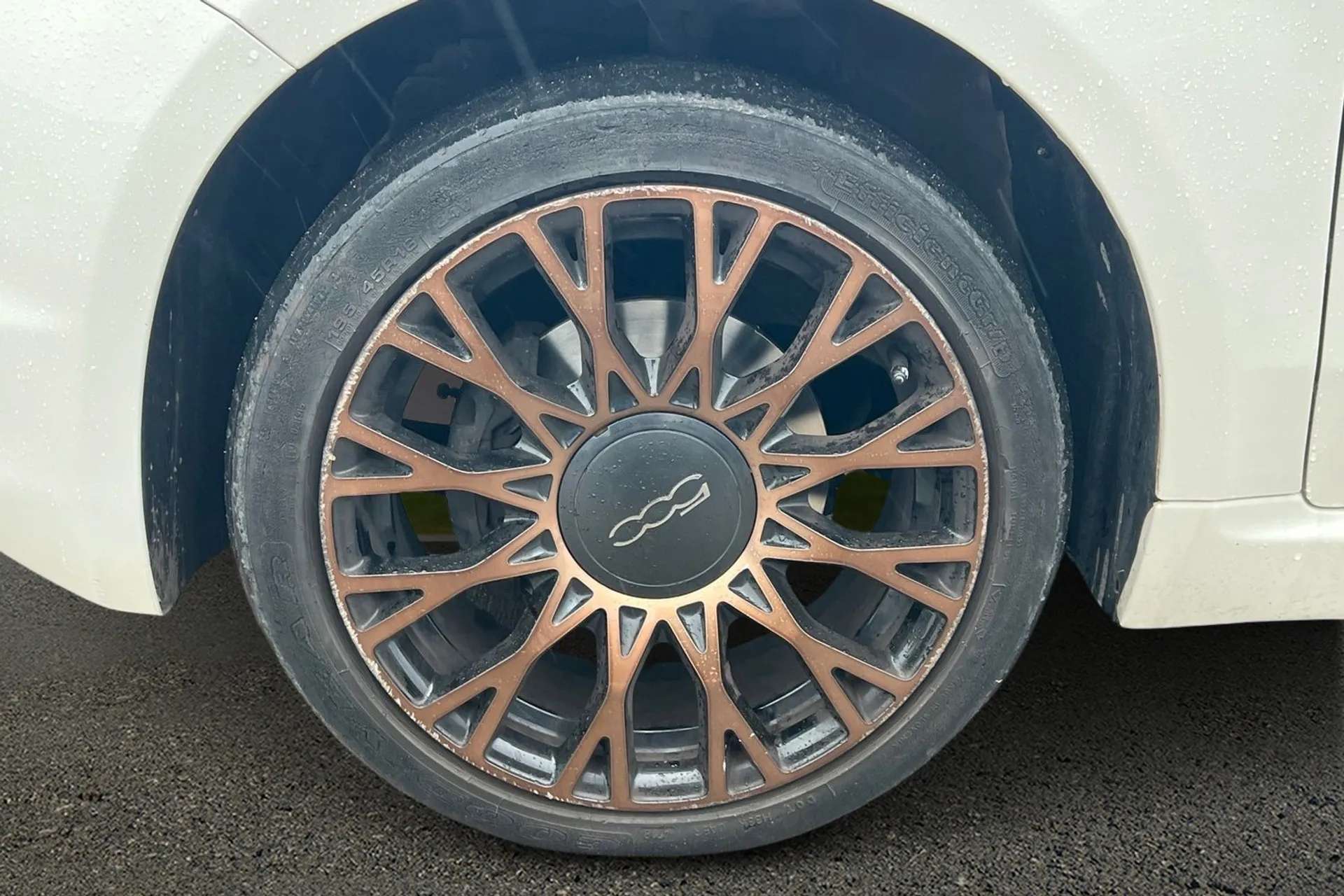 2019 FIAT 500 2019 FIAT 500