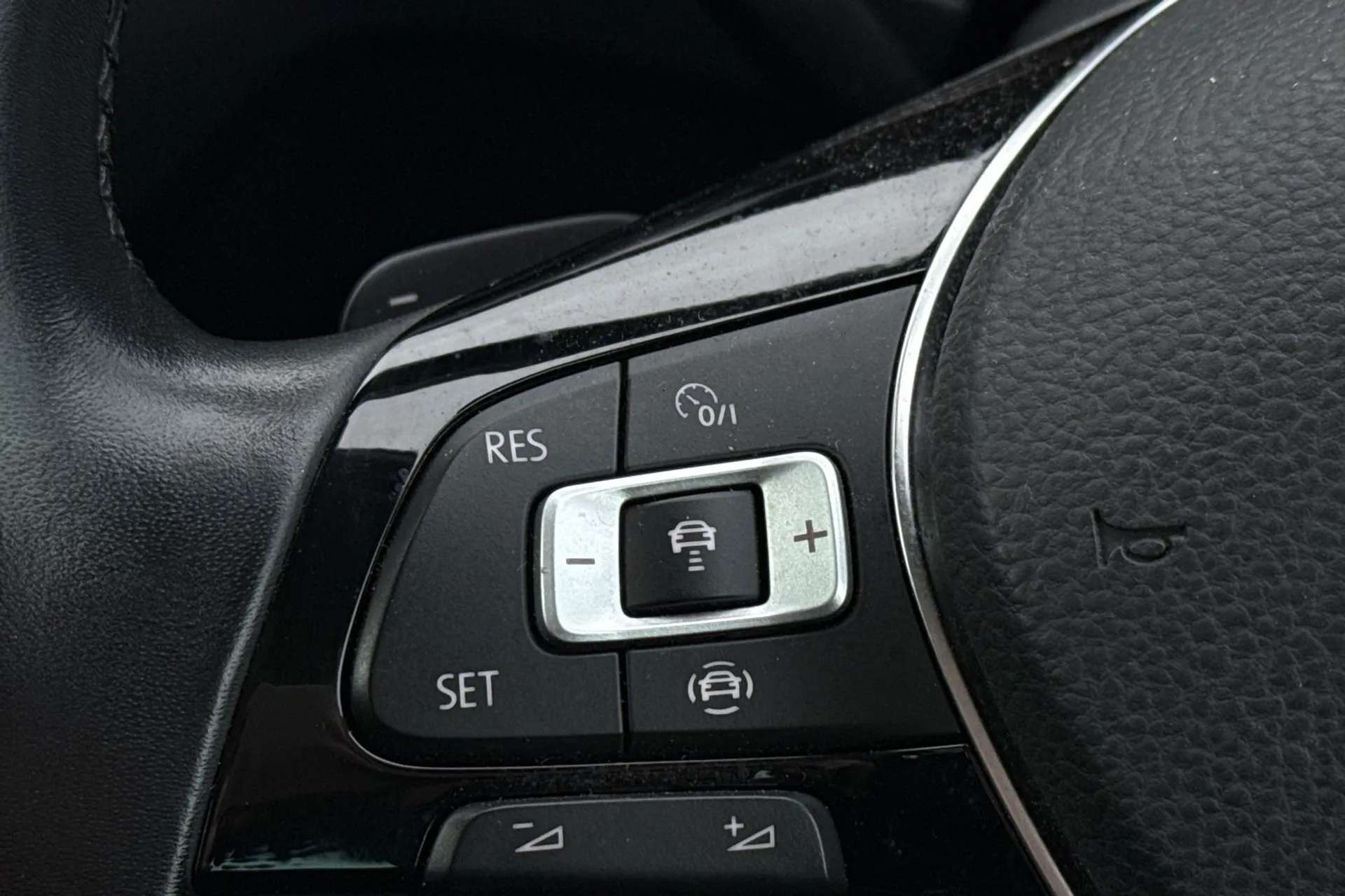 2019 VOLKSWAGEN TIGUAN 2019 VOLKSWAGEN TIGUAN