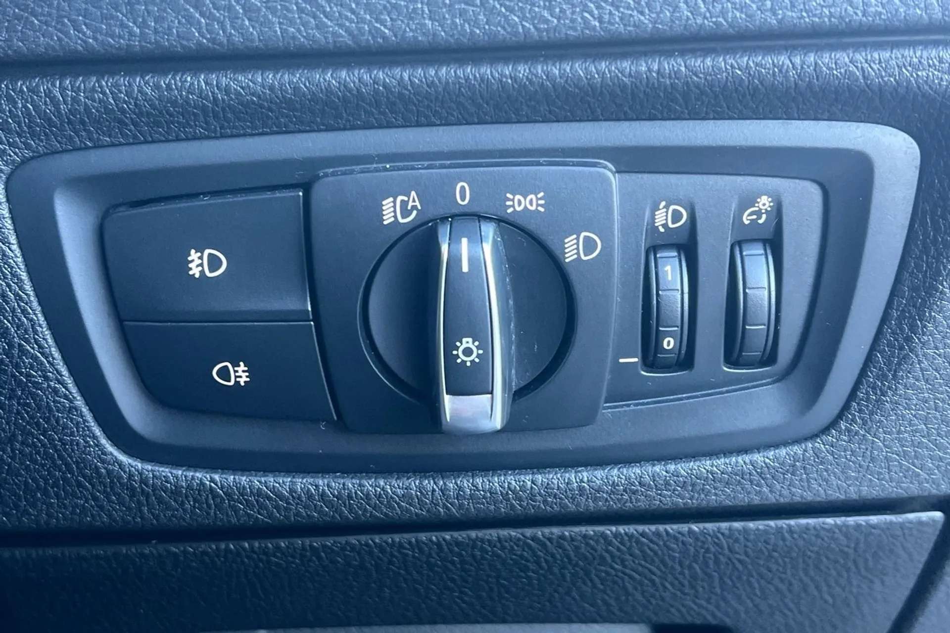 2019 BMW 1 SERIES 2019 BMW 1 SERIES