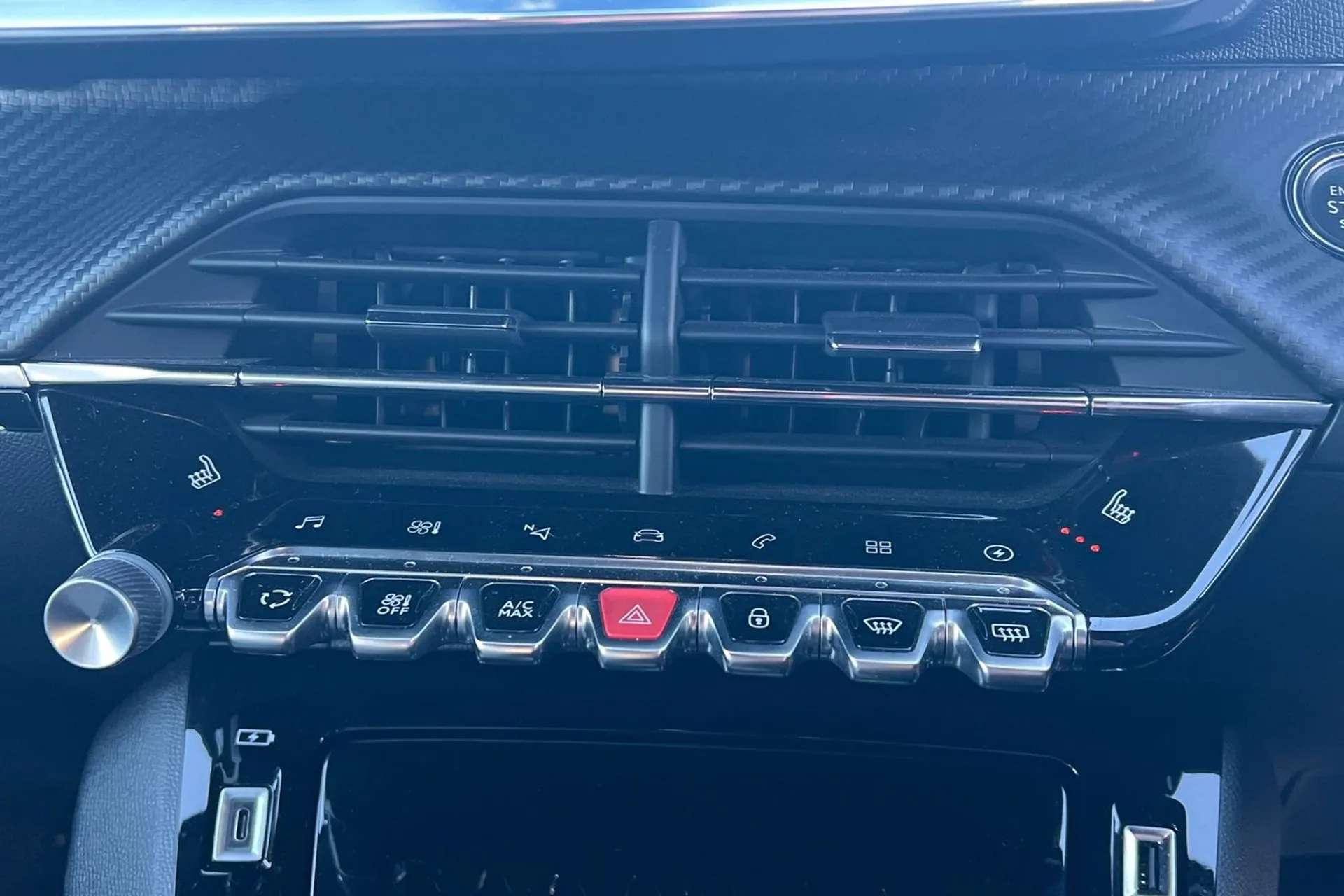 2021 PEUGEOT 2008 2021 PEUGEOT 2008