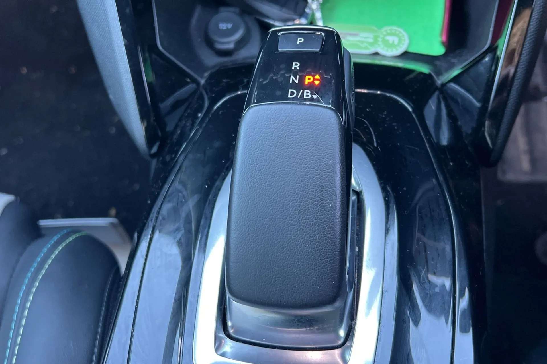 2021 PEUGEOT 2008 2021 PEUGEOT 2008