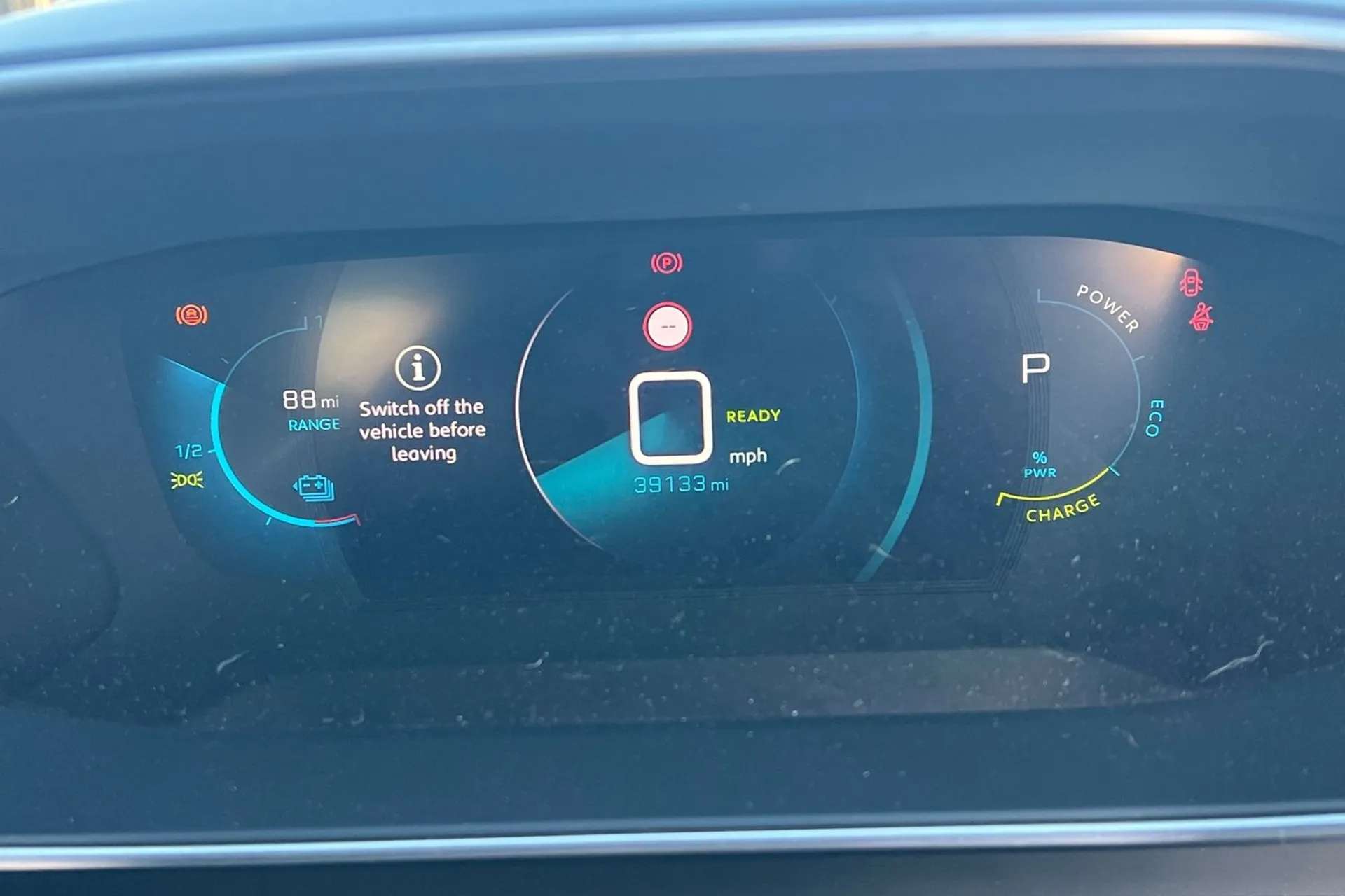 2021 PEUGEOT 2008 2021 PEUGEOT 2008