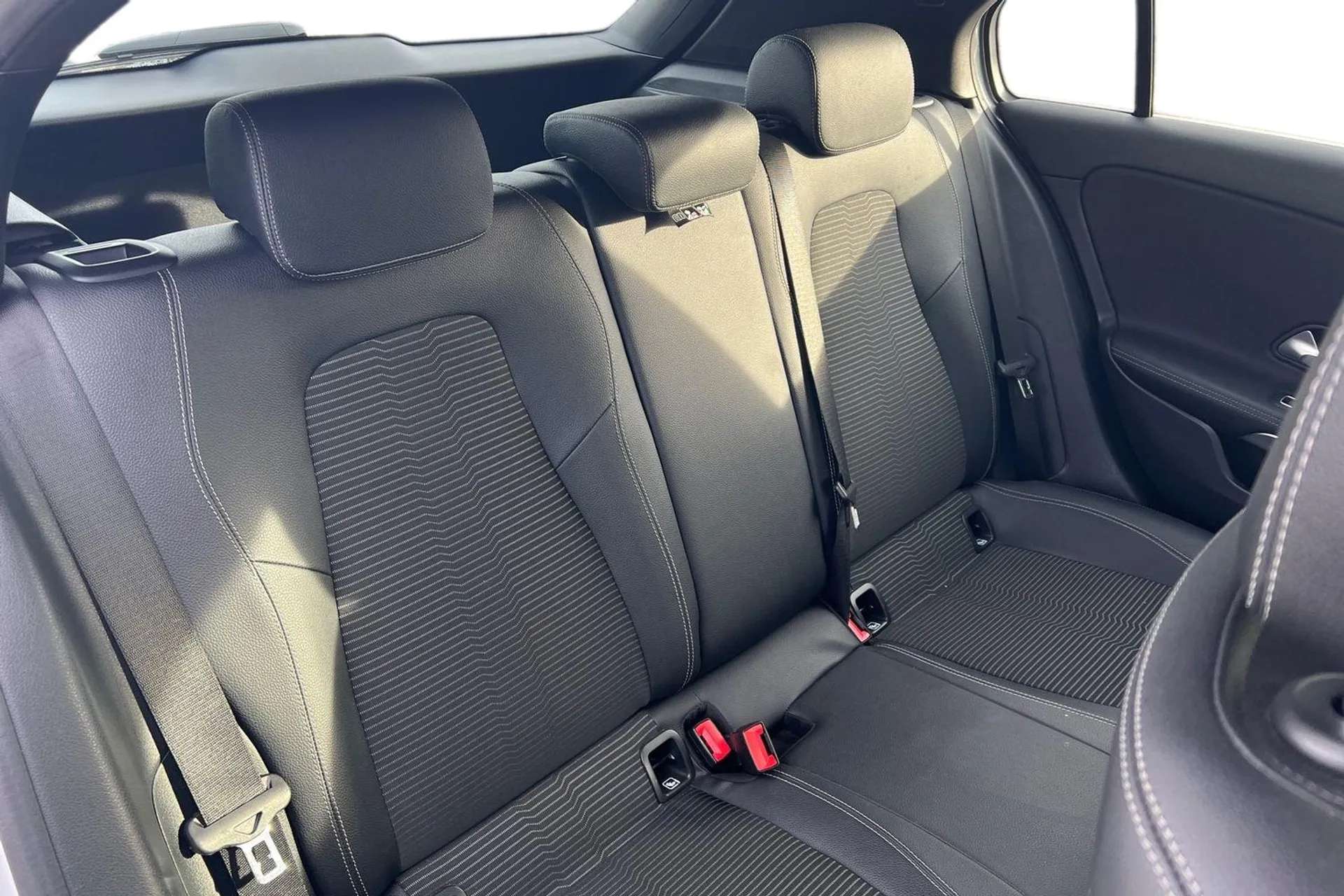 2018 MERCEDES-BENZ A CLASS 2018 MERCEDES-BENZ A CLASS