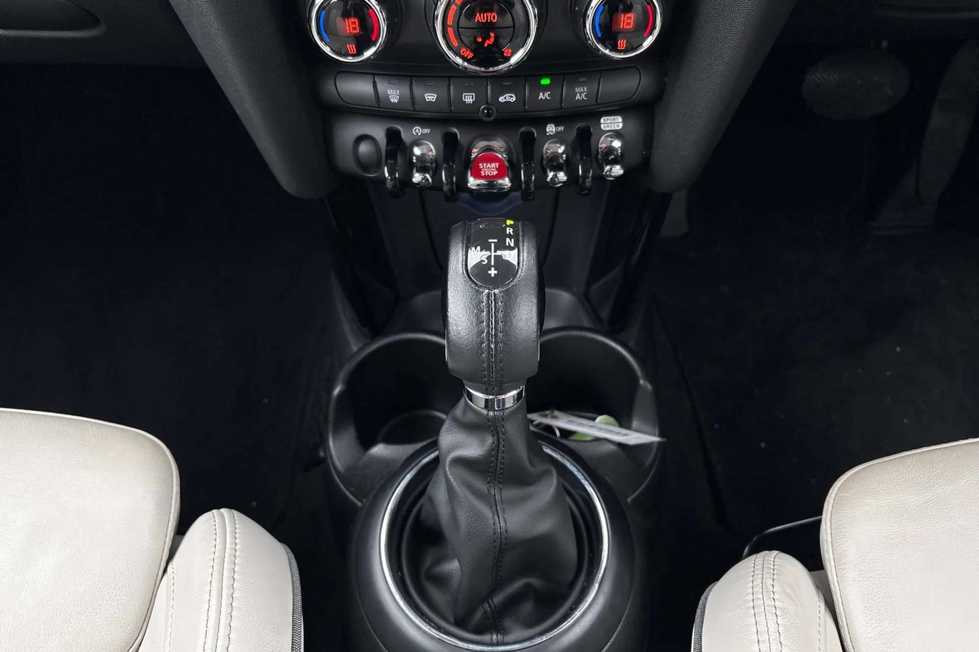 2018 MINI HATCH 2018 MINI HATCH