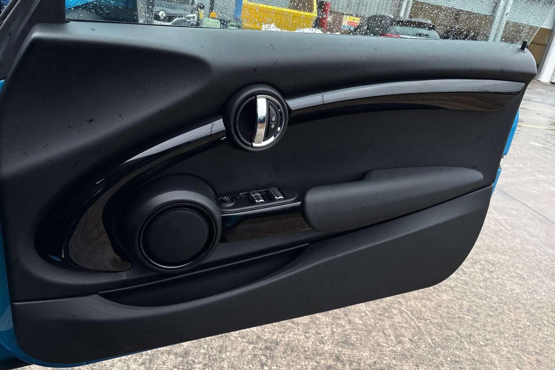 2017 MINI CONVERTIBLE 2017 MINI CONVERTIBLE