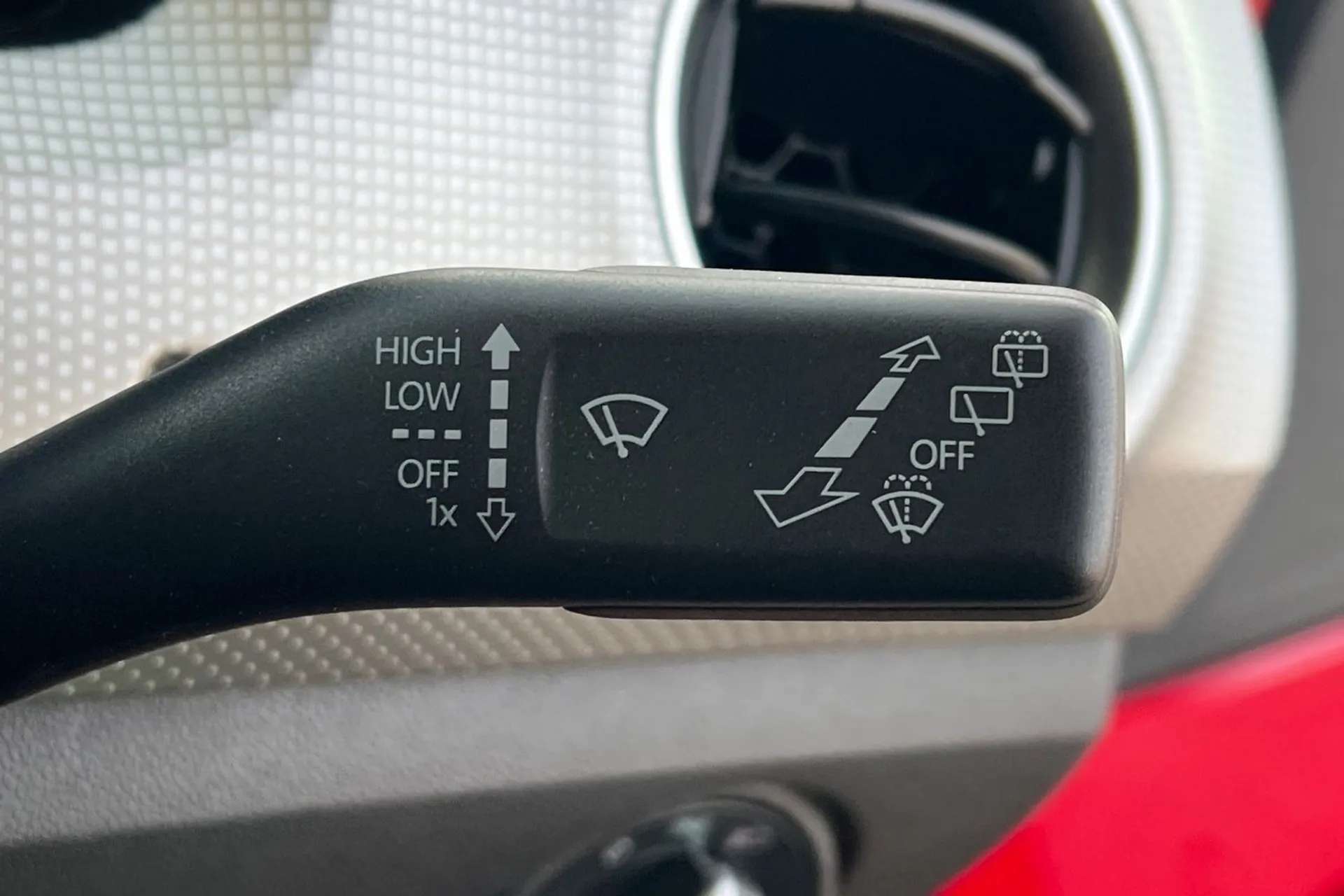 2018 VOLKSWAGEN UP 2018 VOLKSWAGEN UP