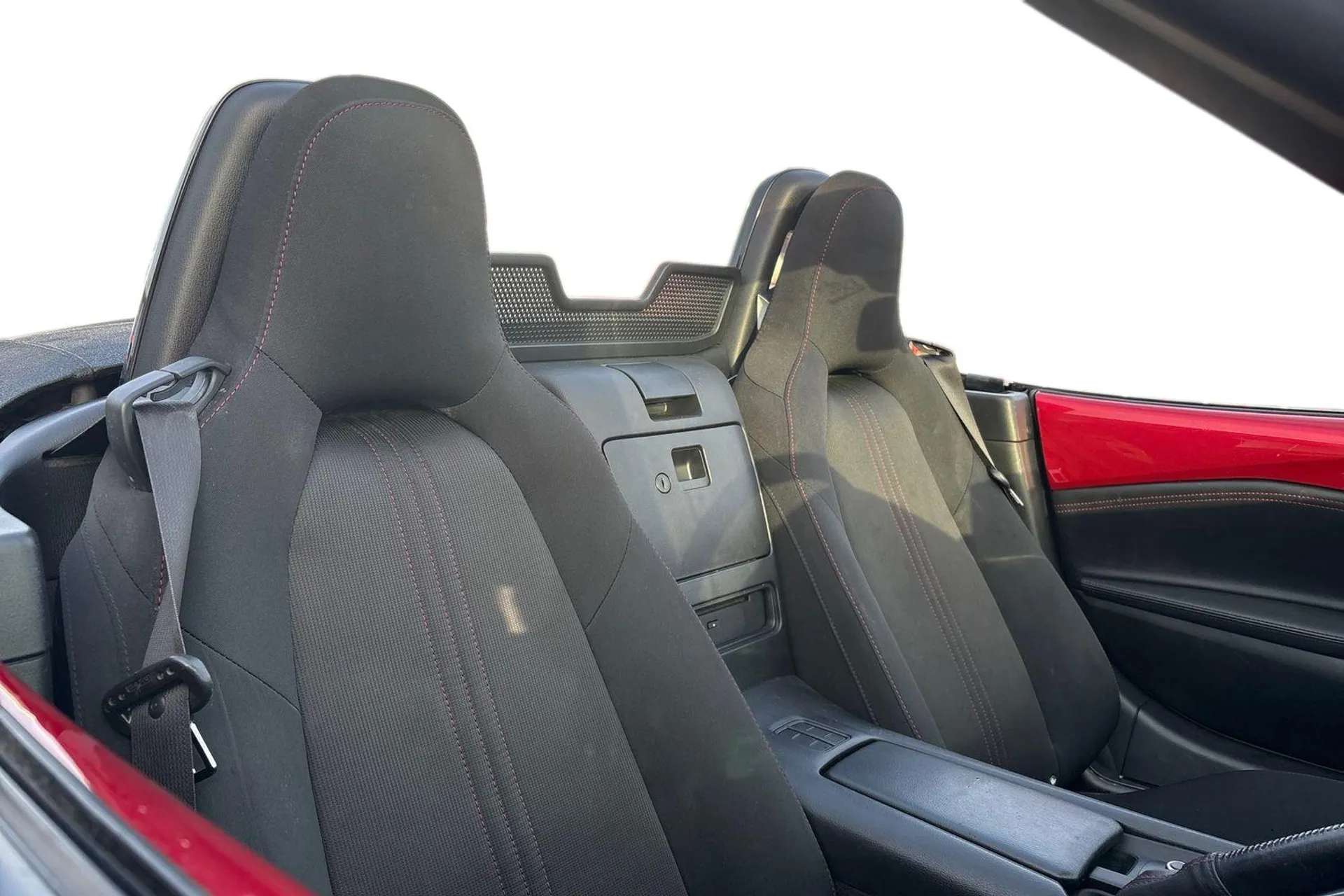 2018 MAZDA MX-5 2018 MAZDA MX-5