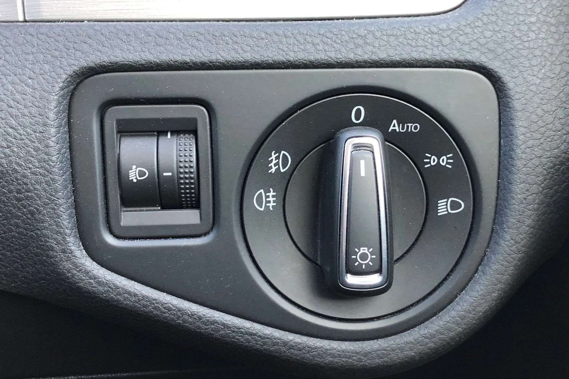 2016 VOLKSWAGEN GOLF 2016 VOLKSWAGEN GOLF