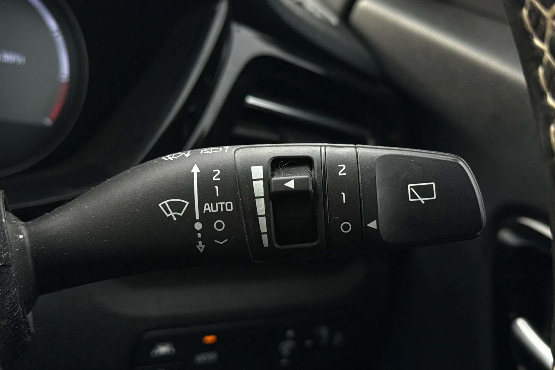 2020 KIA E-NIRO 2020 KIA E-NIRO