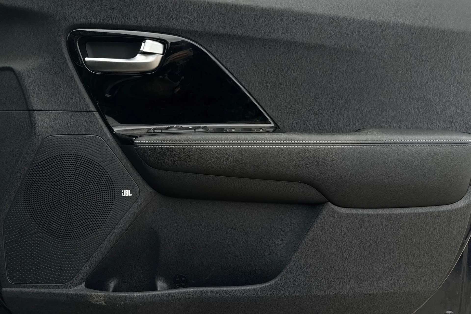 2020 KIA E-NIRO 2020 KIA E-NIRO