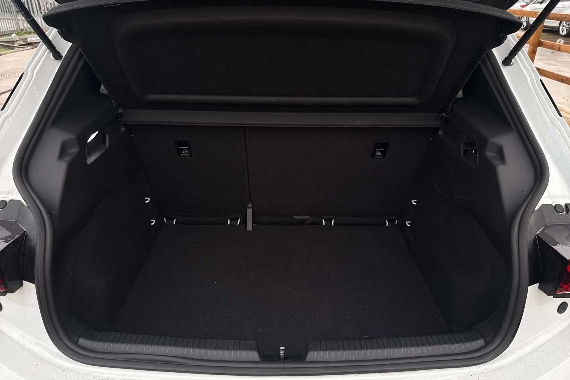 2022 CUPRA BORN 2022 CUPRA BORN