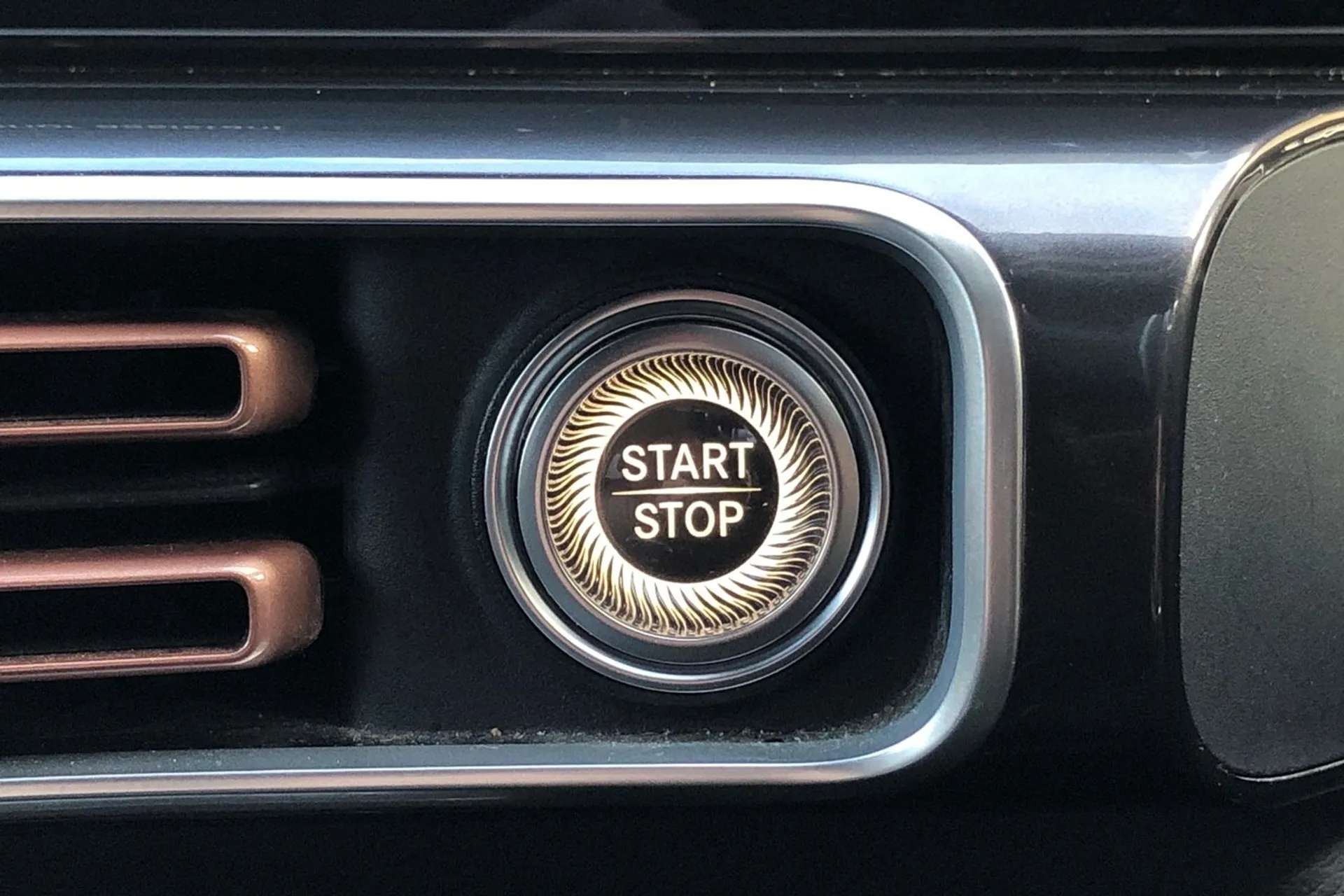 2022 MERCEDES-BENZ EQC 2022 MERCEDES-BENZ EQC