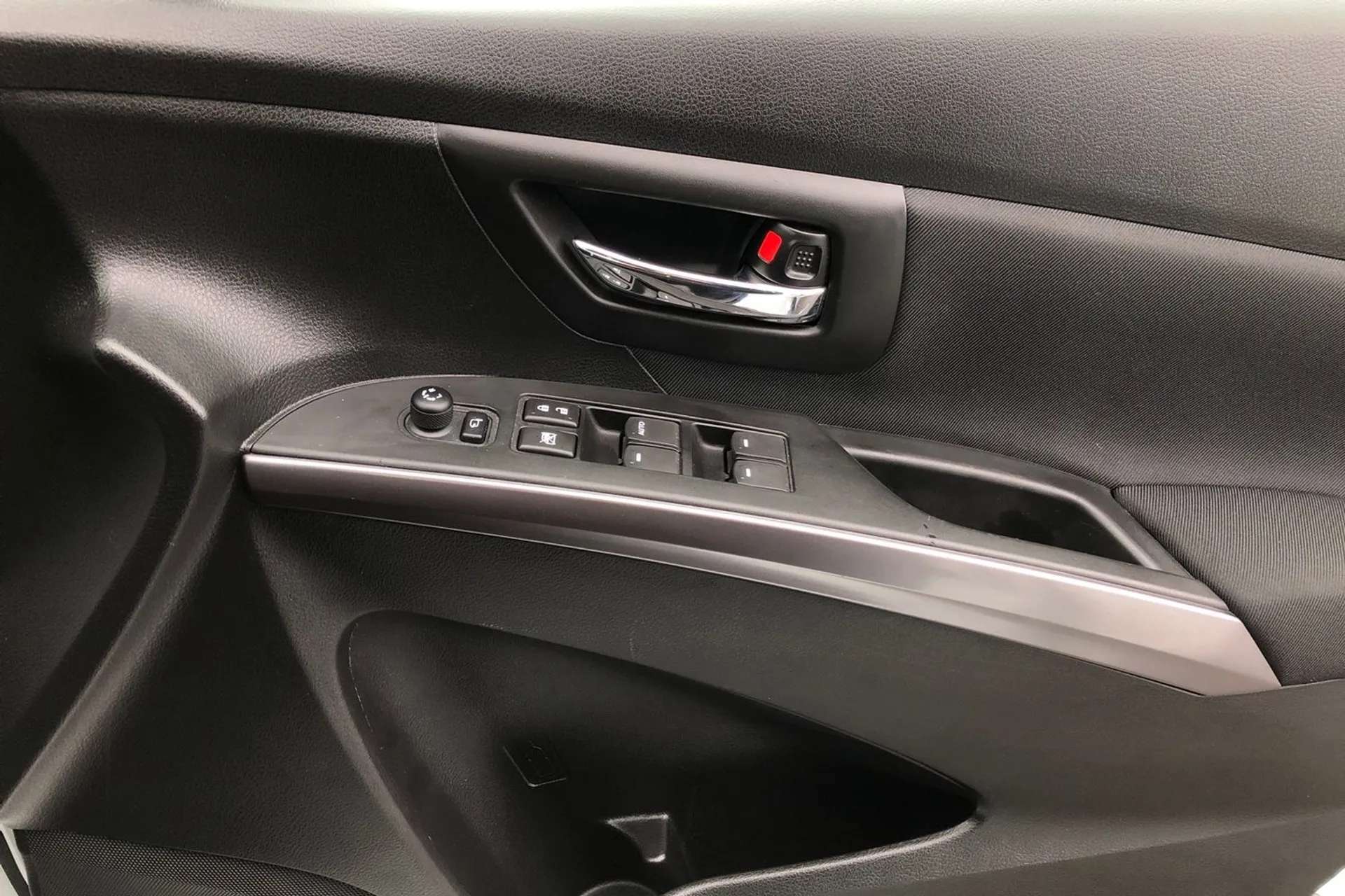 2024 SUZUKI S-CROSS 2024 SUZUKI S-CROSS