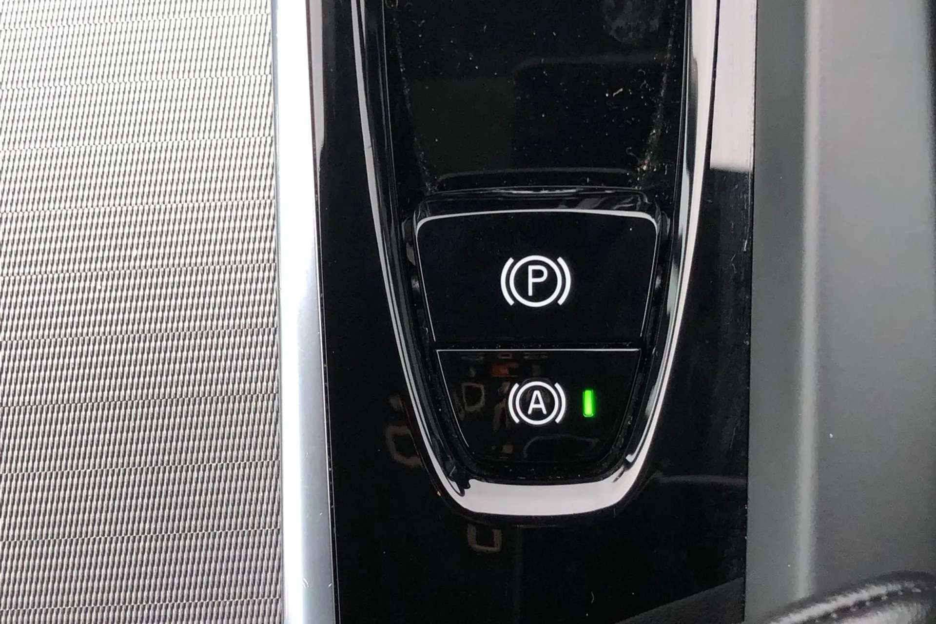 2022 VOLVO XC60 2022 VOLVO XC60