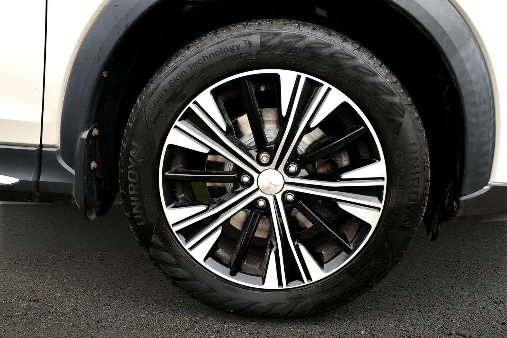 2018 MITSUBISHI ECLIPSE CROSS 2018 MITSUBISHI ECLIPSE CROSS