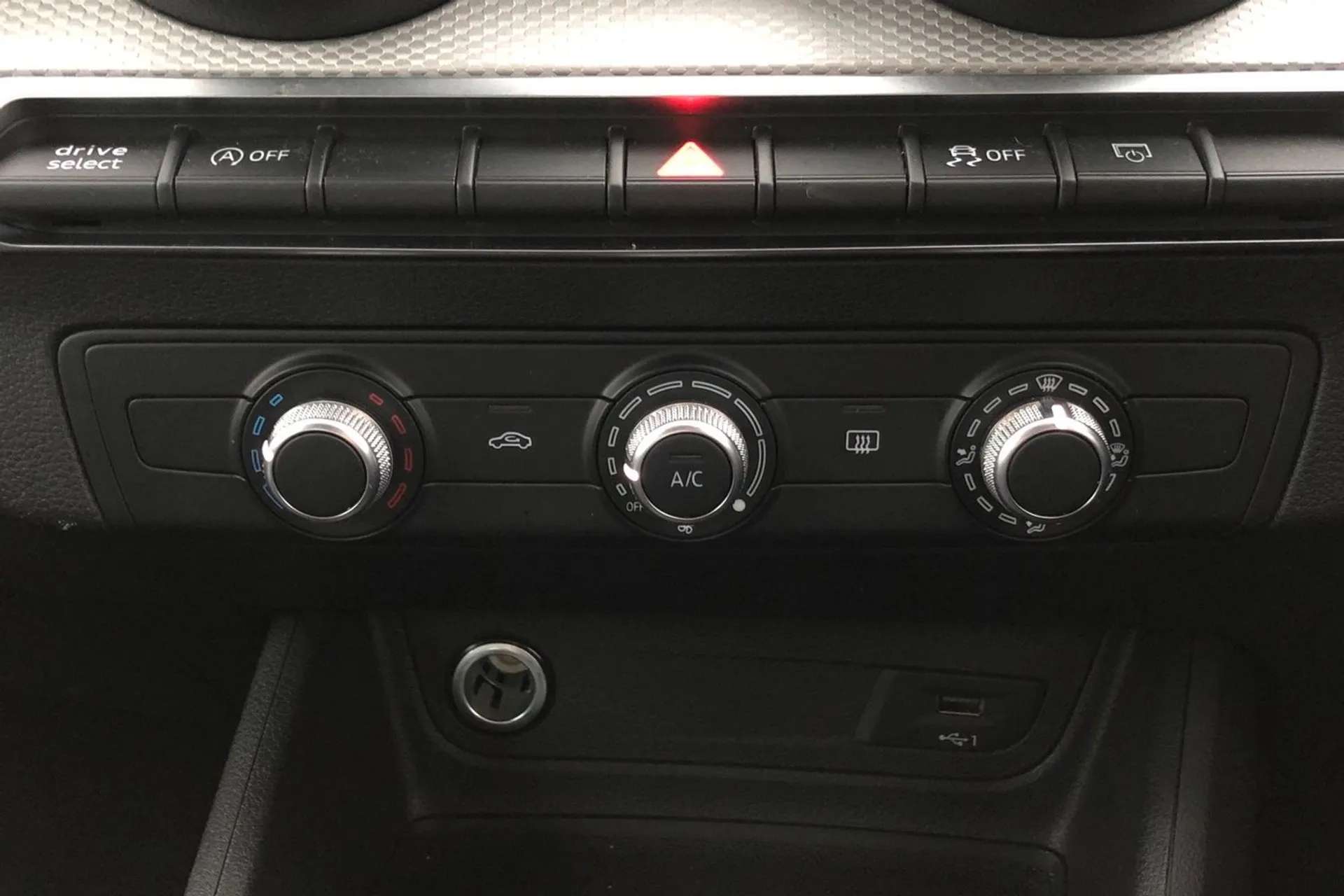 2023 AUDI Q2 2023 AUDI Q2