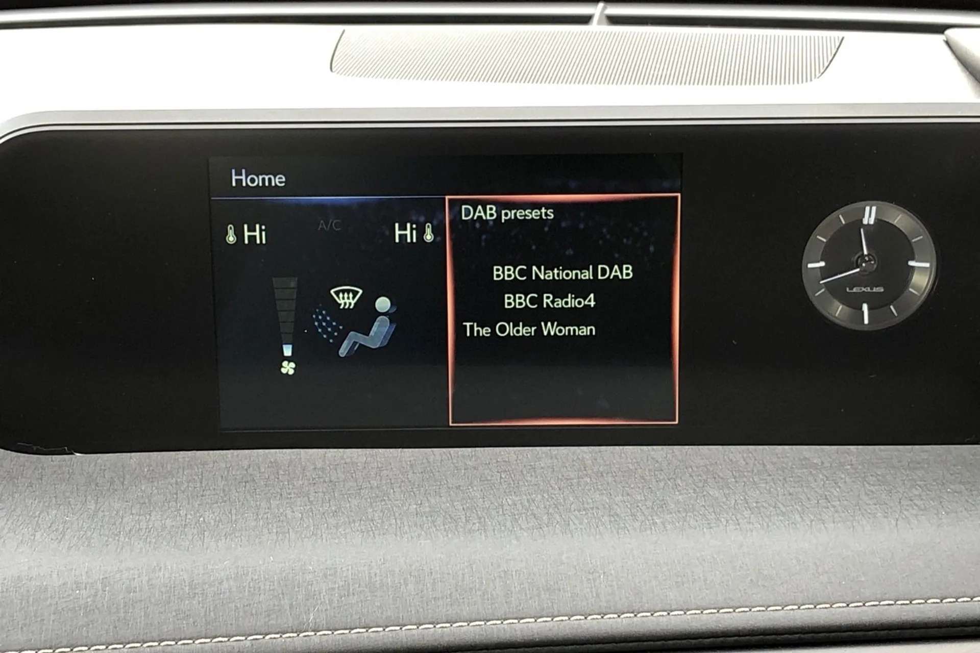 2022 LEXUS UX 2022 LEXUS UX