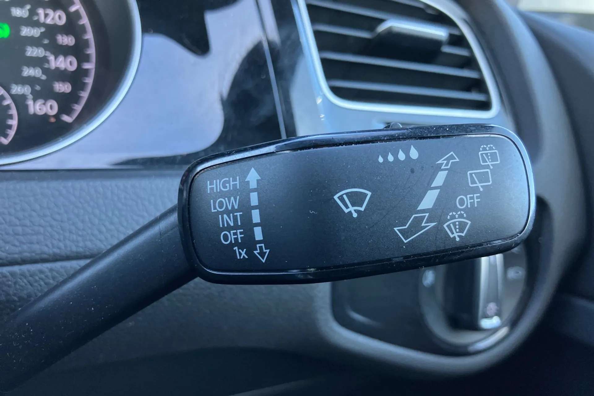 2020 VOLKSWAGEN GOLF 2020 VOLKSWAGEN GOLF