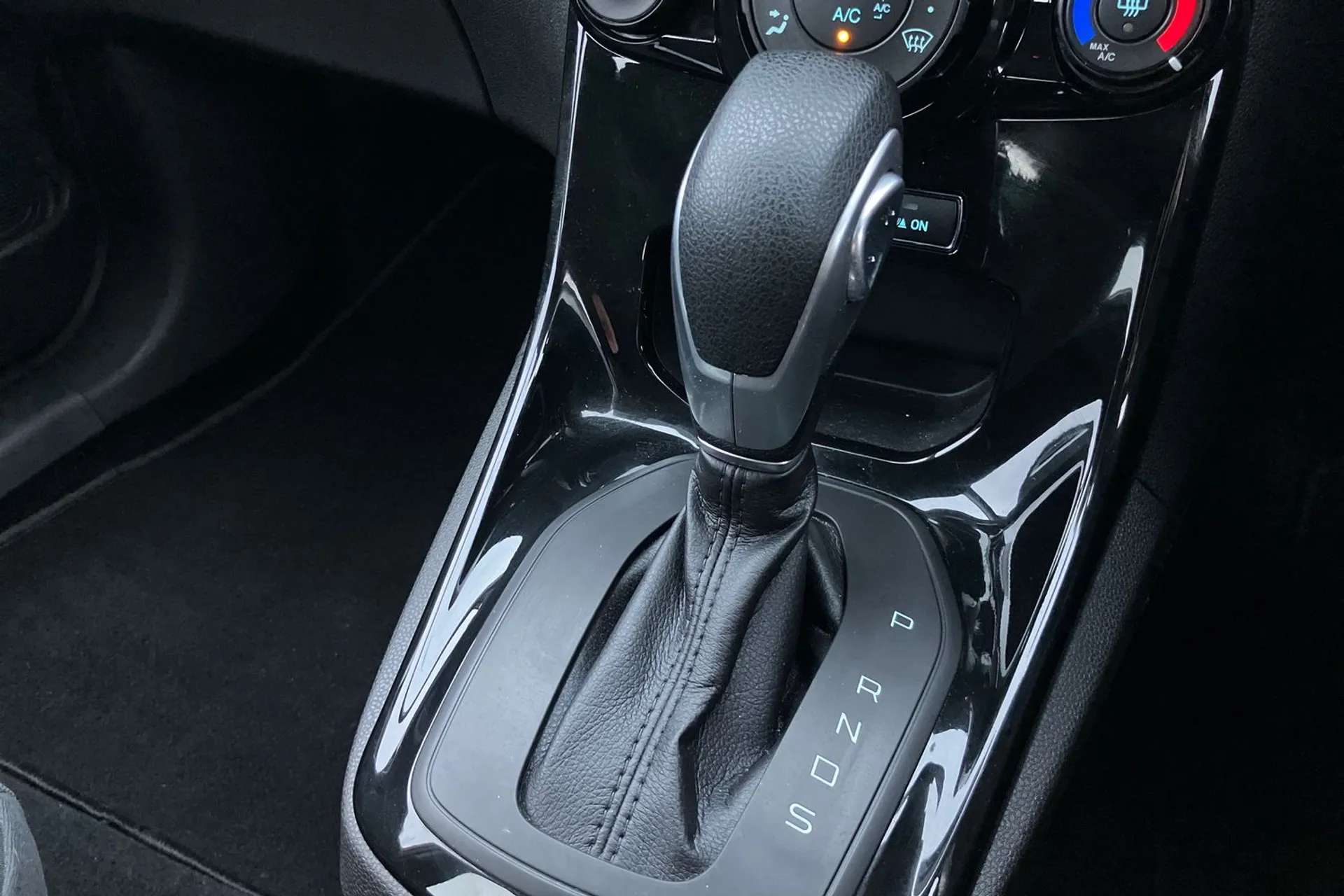 2017 FORD FIESTA 2017 FORD FIESTA