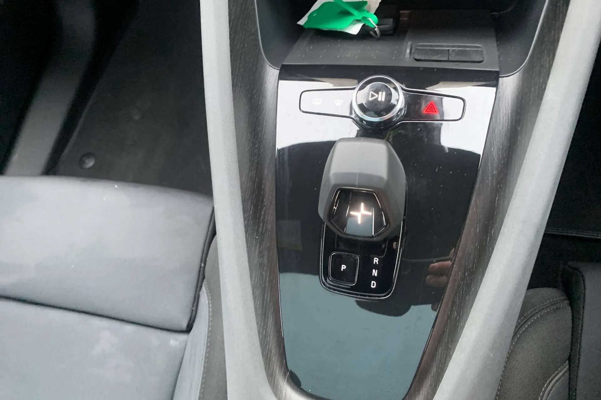 2021 POLESTAR 2 2021 POLESTAR 2