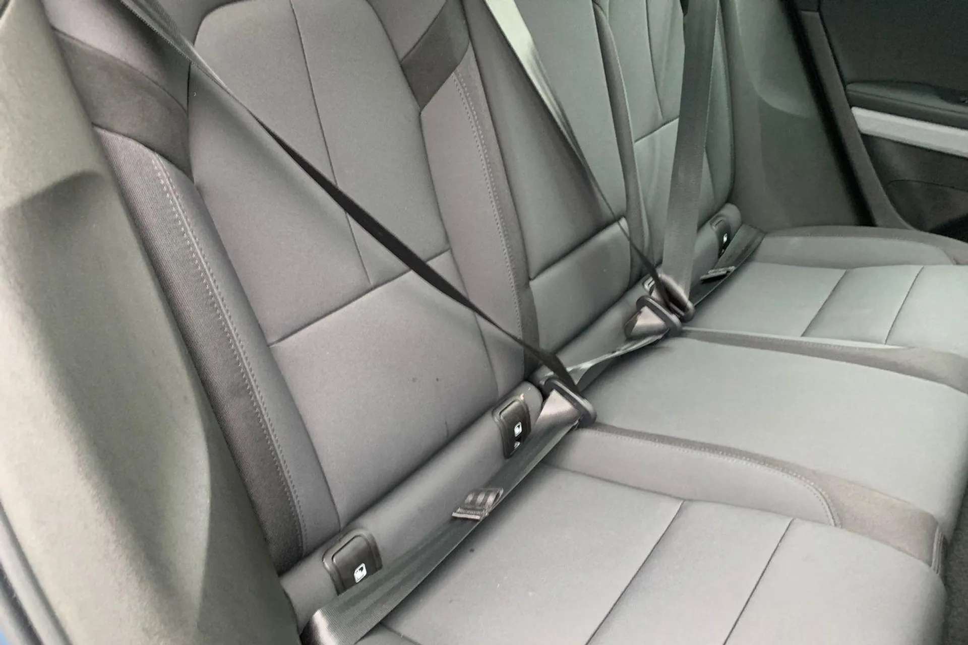 2021 POLESTAR 2 2021 POLESTAR 2