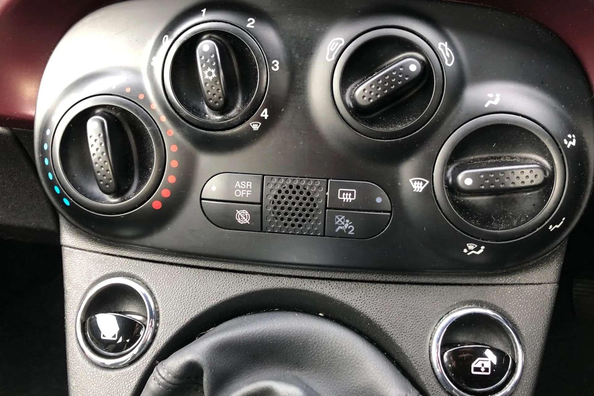 2020 FIAT 500 2020 FIAT 500