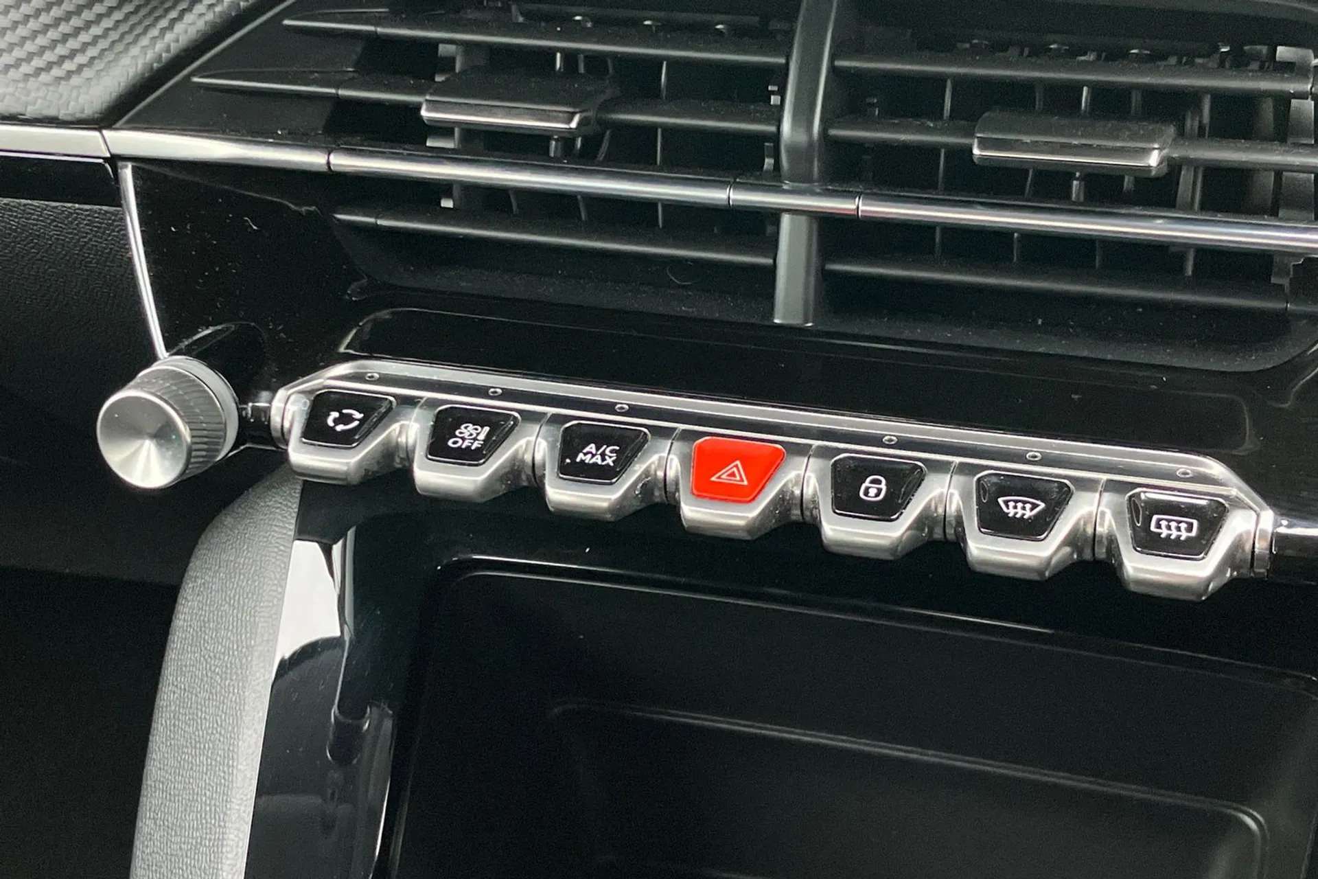 2020 PEUGEOT 208 2020 PEUGEOT 208