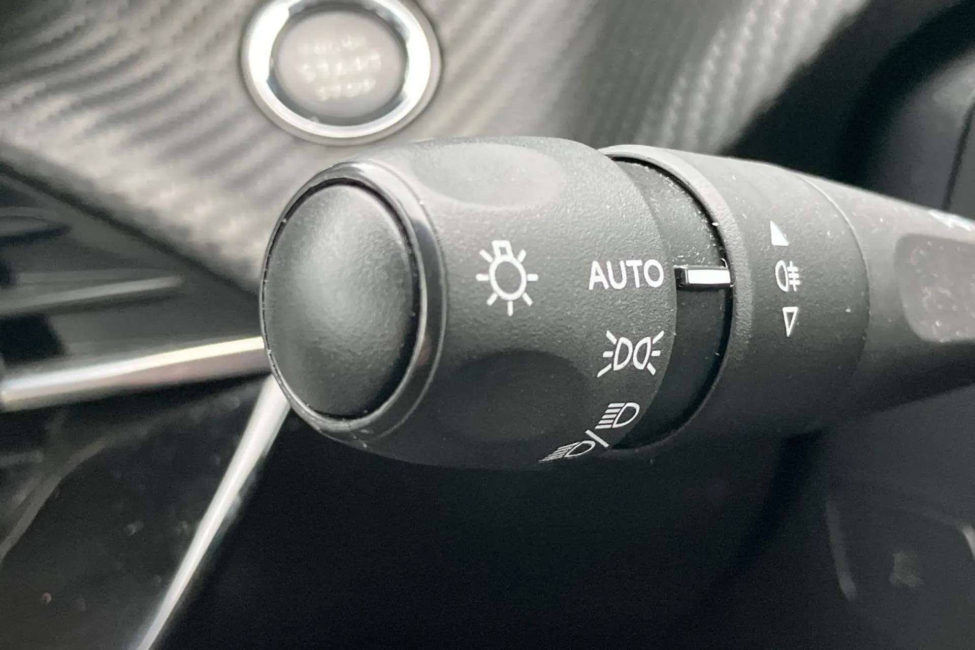 2020 PEUGEOT 208 2020 PEUGEOT 208