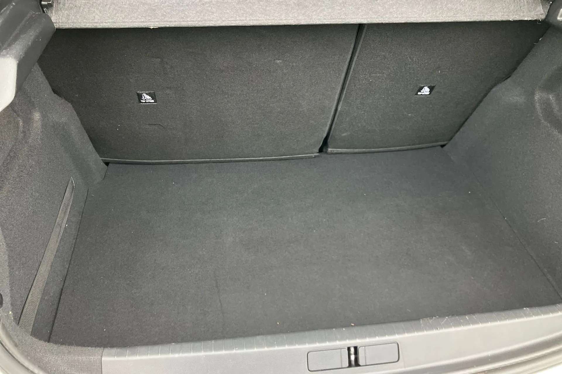 2020 PEUGEOT 208 2020 PEUGEOT 208