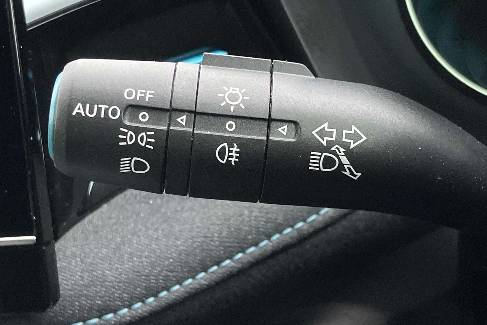 2025 MG MOTOR UK MG5 2025 MG MOTOR UK MG5