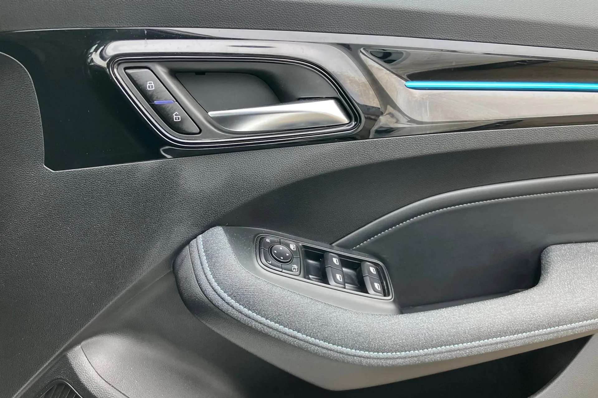 2025 MG MOTOR UK MG5 2025 MG MOTOR UK MG5