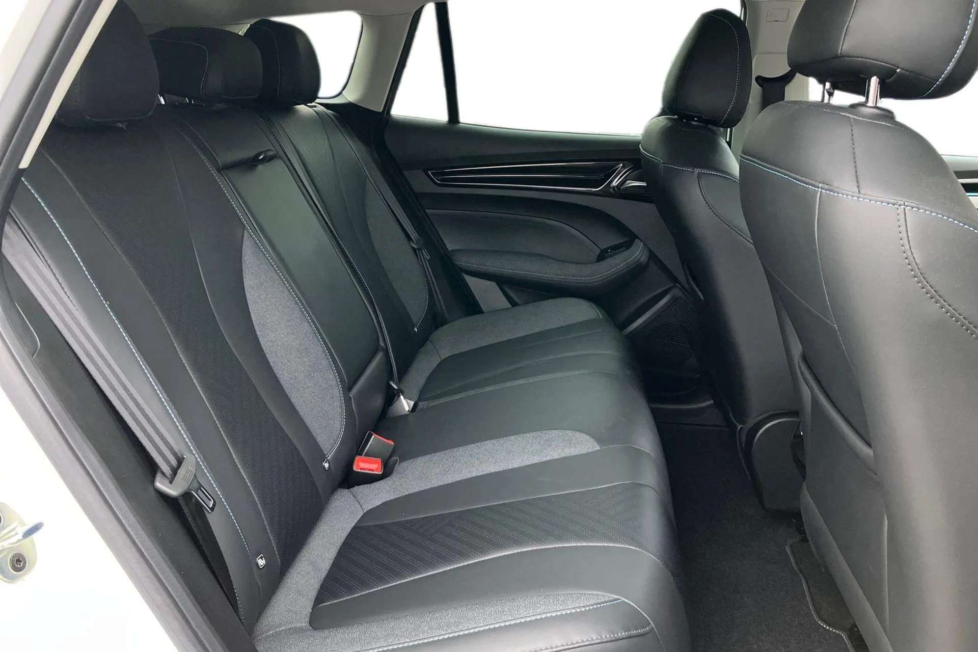 2025 MG MOTOR UK MG5 2025 MG MOTOR UK MG5