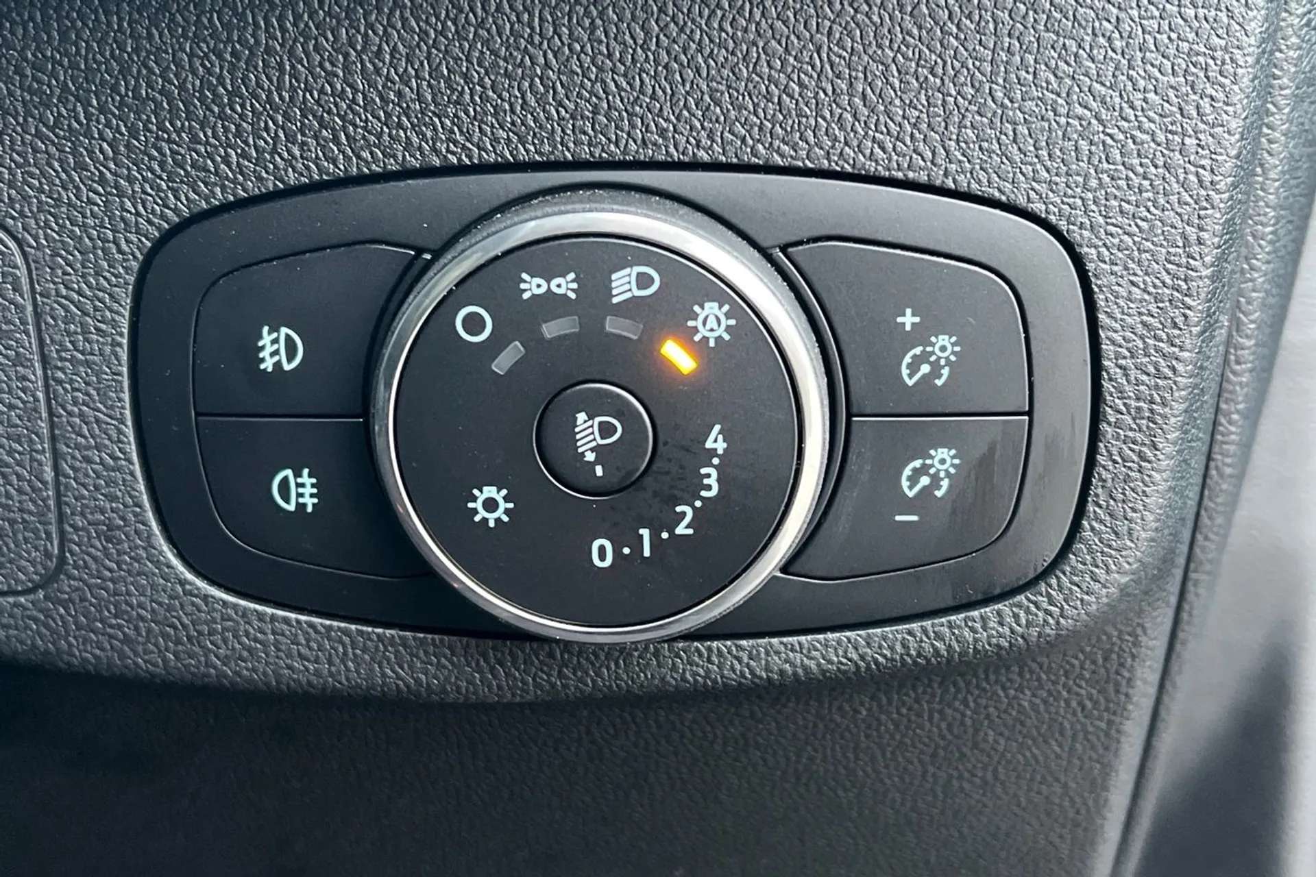 2022 FORD FOCUS 2022 FORD FOCUS