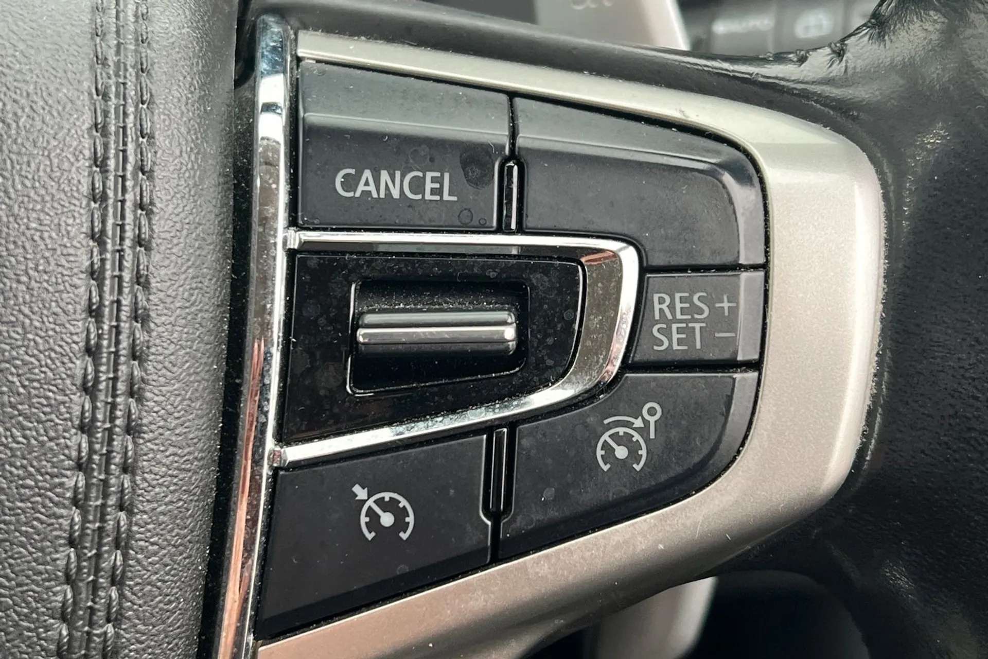 2017 MITSUBISHI OUTLANDER 2017 MITSUBISHI OUTLANDER