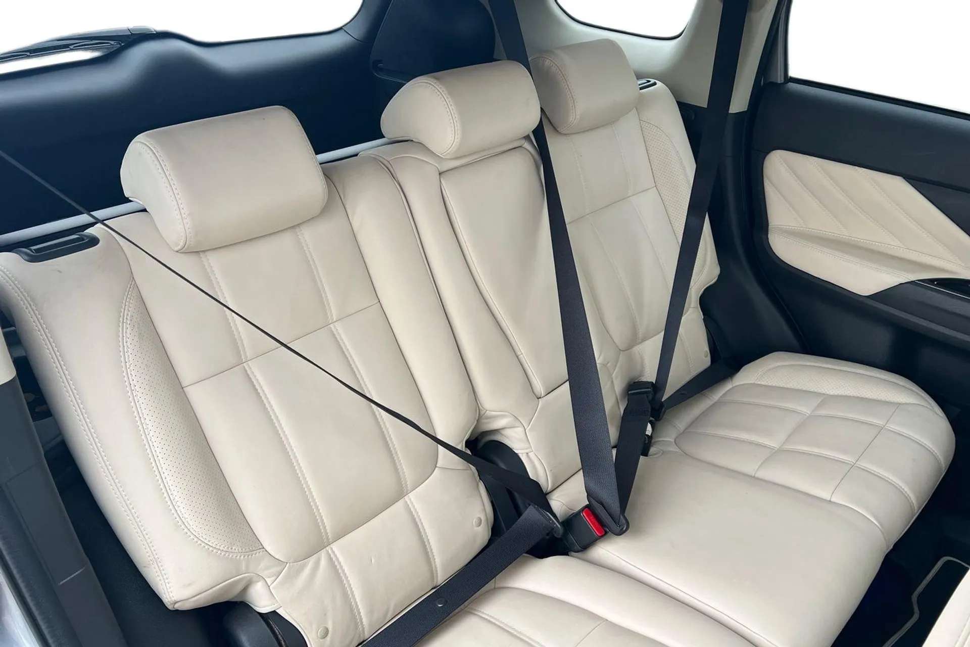 2017 MITSUBISHI OUTLANDER 2017 MITSUBISHI OUTLANDER