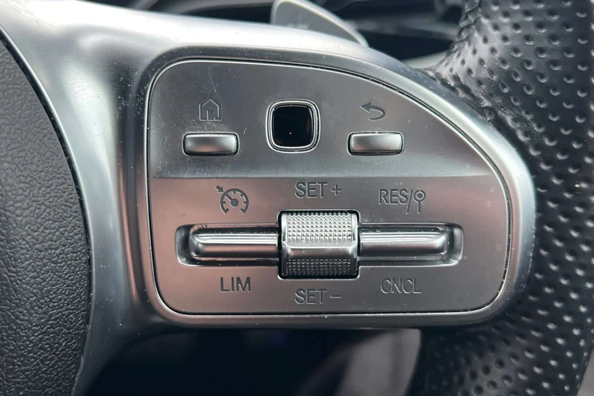 2022 MERCEDES-BENZ A CLASS 2022 MERCEDES-BENZ A CLASS