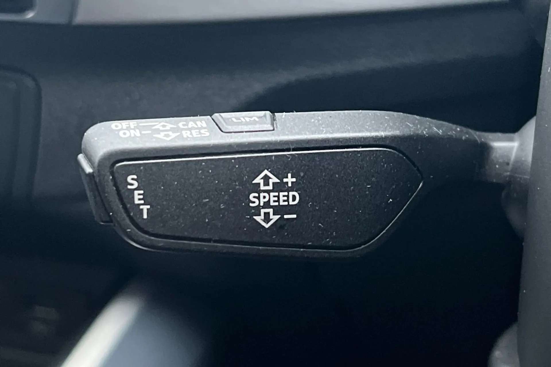 2021 AUDI Q2 2021 AUDI Q2