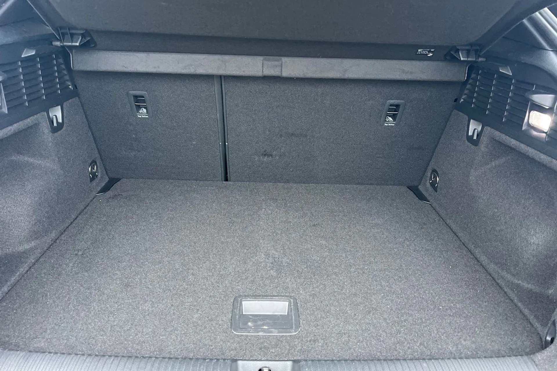 2021 AUDI Q2 2021 AUDI Q2