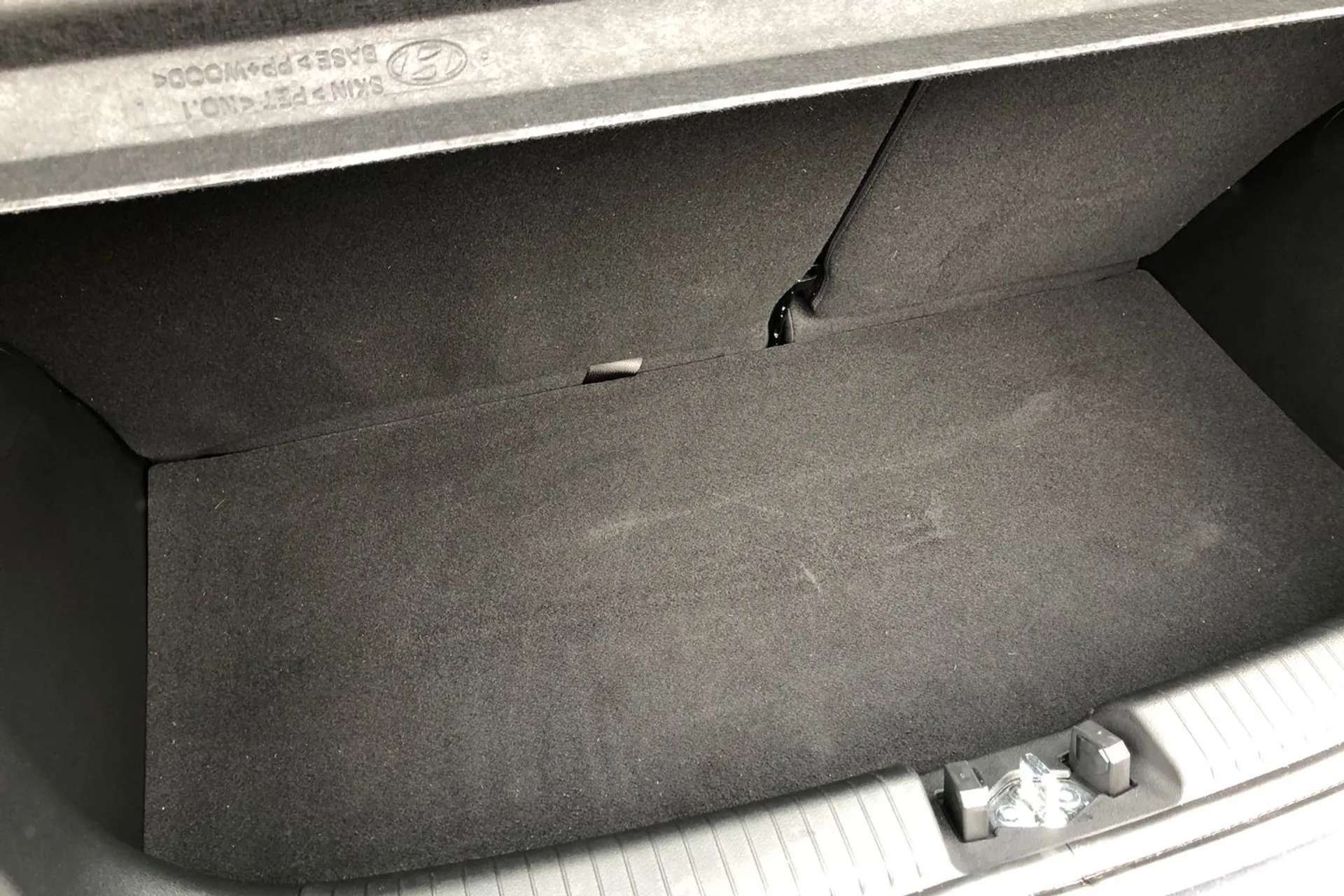 2024 HYUNDAI I10 2024 HYUNDAI I10