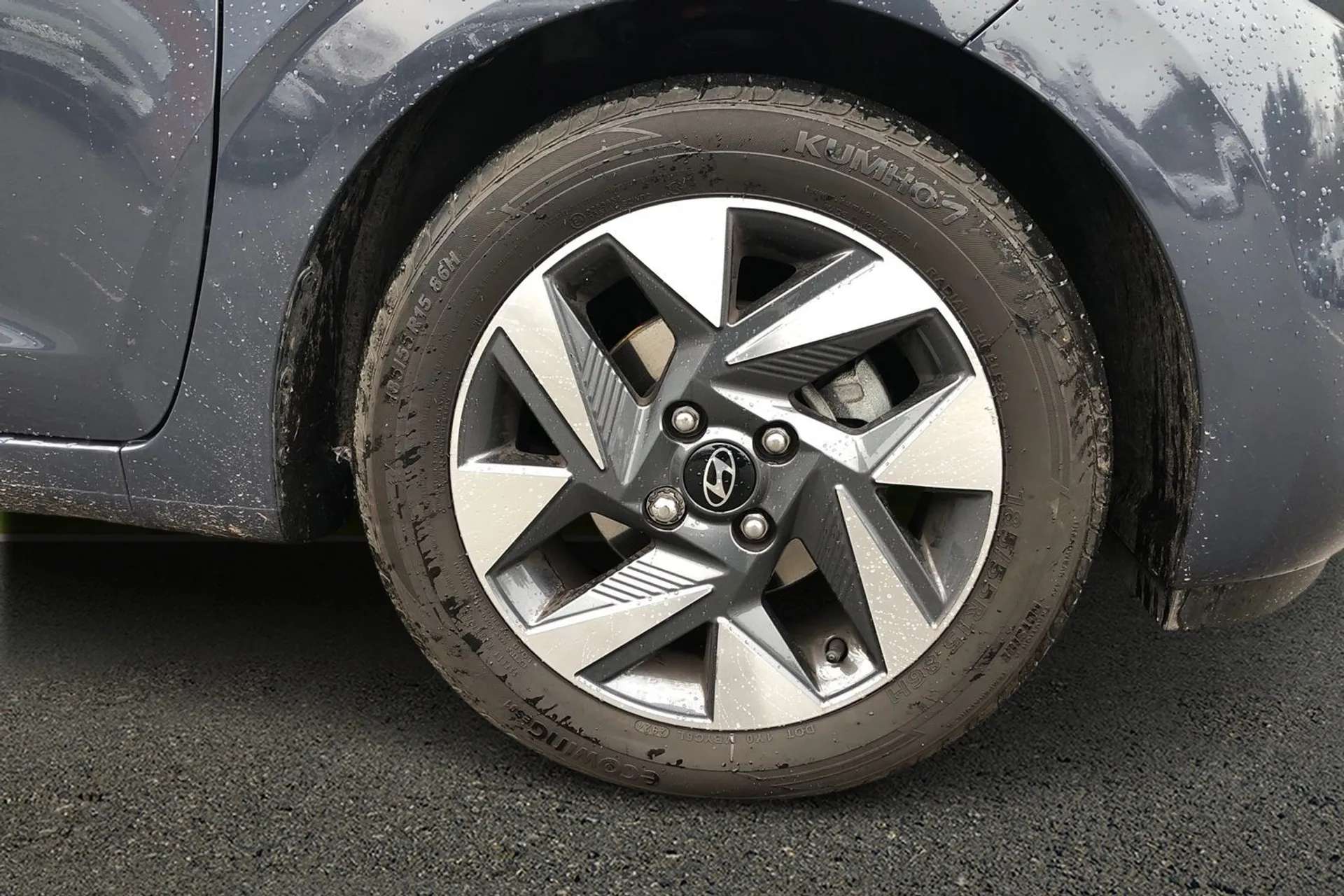 2024 HYUNDAI I10 2024 HYUNDAI I10