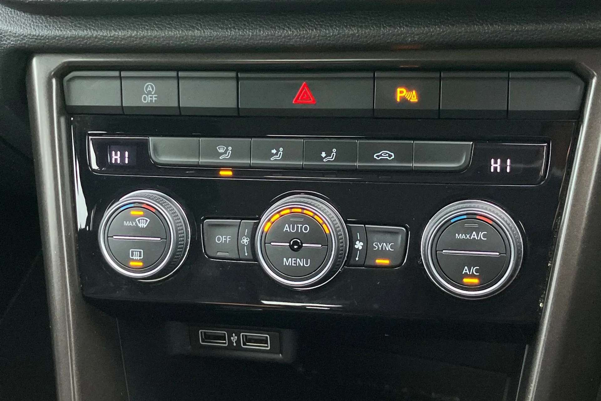 2019 VOLKSWAGEN T-ROC 2019 VOLKSWAGEN T-ROC