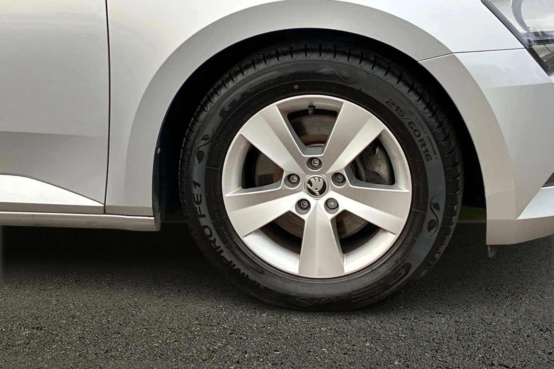 2019 SKODA SUPERB 2019 SKODA SUPERB